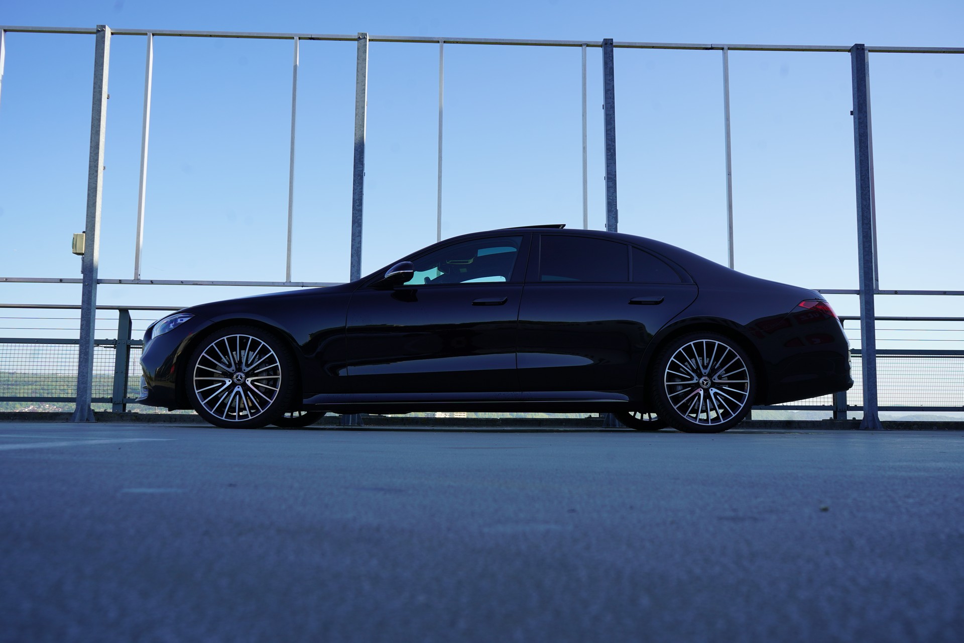 MERCEDES-BENZ S 450 d 4MATIC AMG LINE BLACK 9G-TRONIC l 367 PS-showroom-element-3