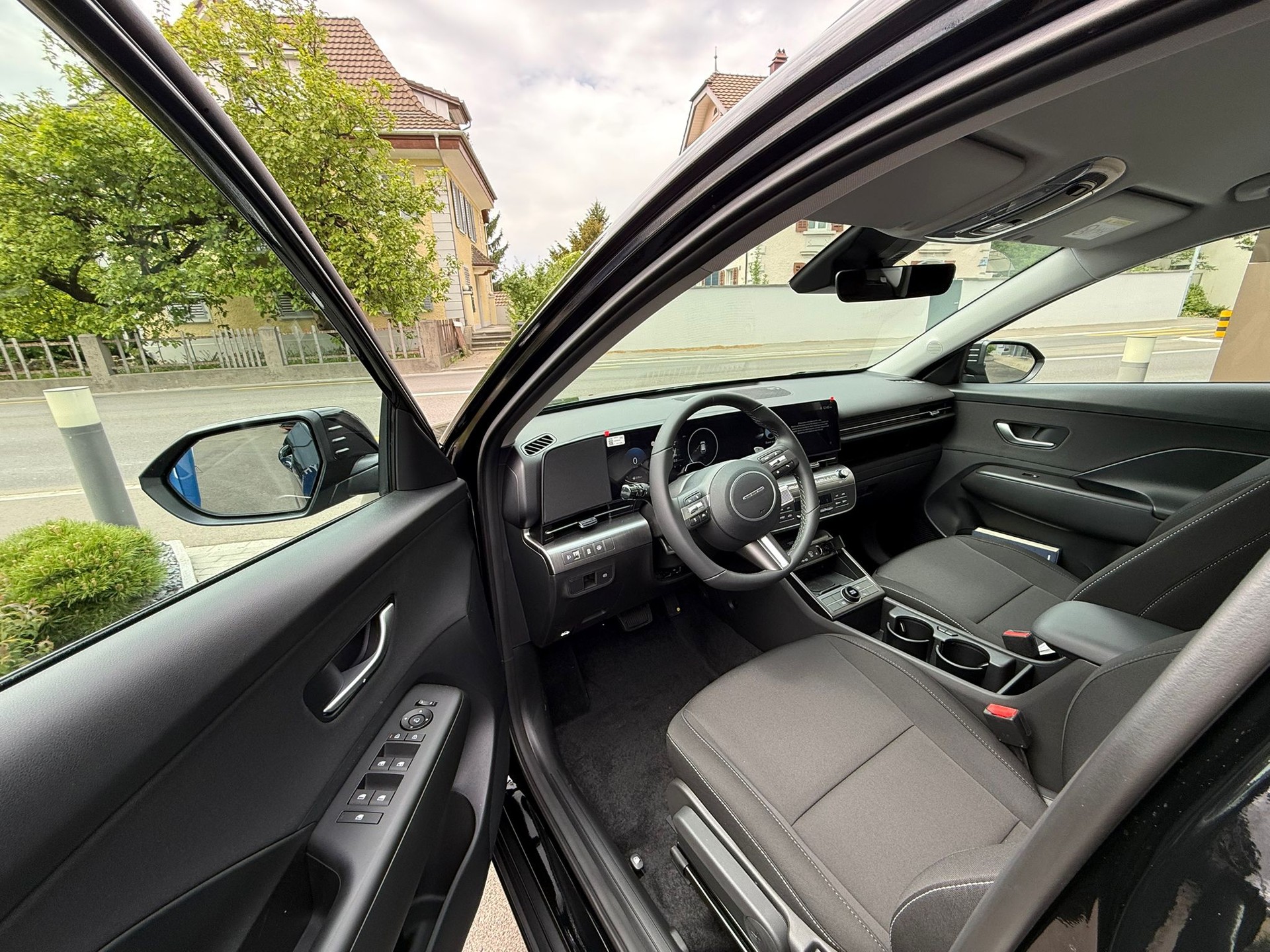 HYUNDAI Kona 1.6 GDi HEV Origo DCT-image-8