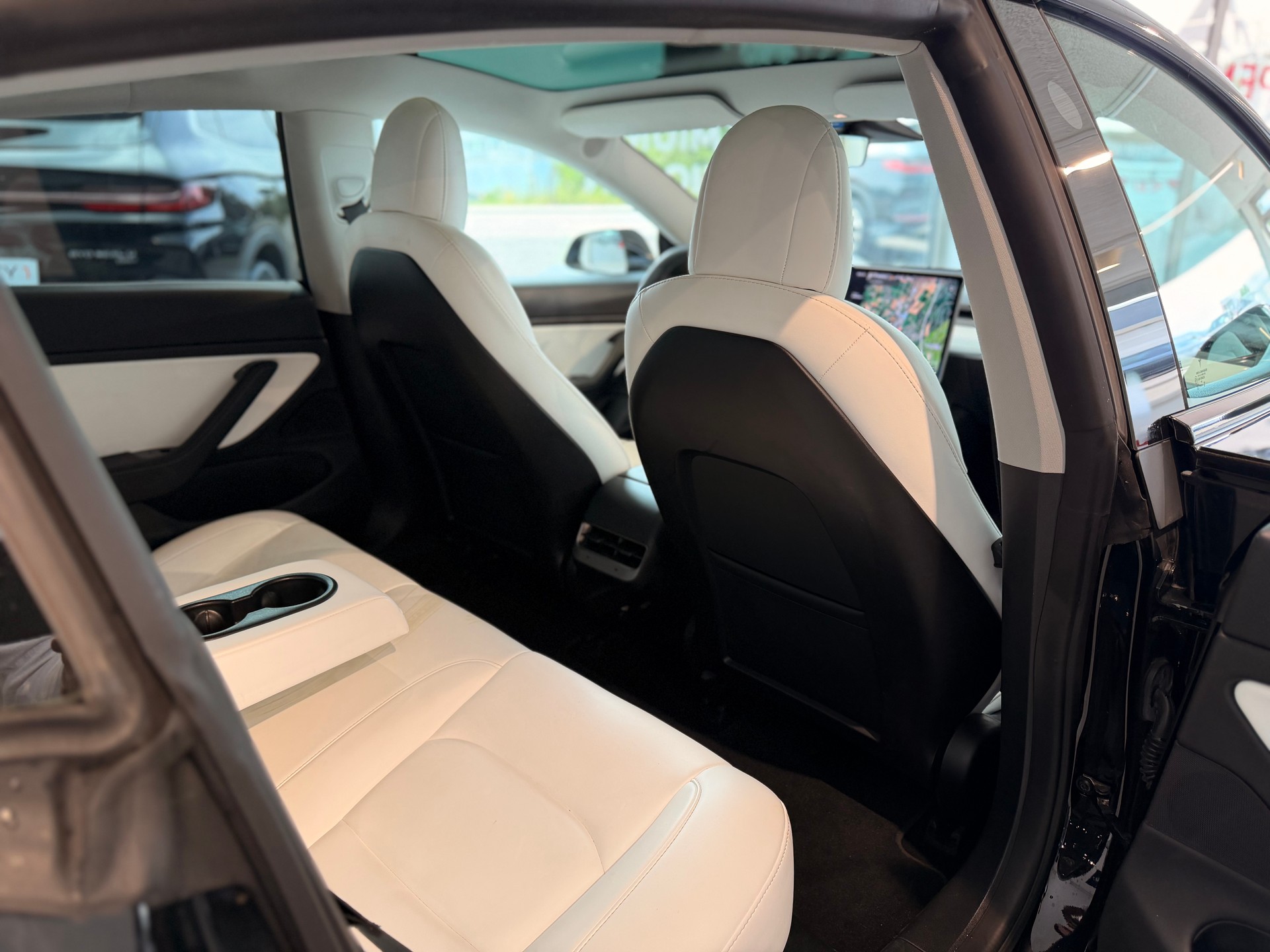 TESLA Model 3 Performance Dual Motor AWD-image-19