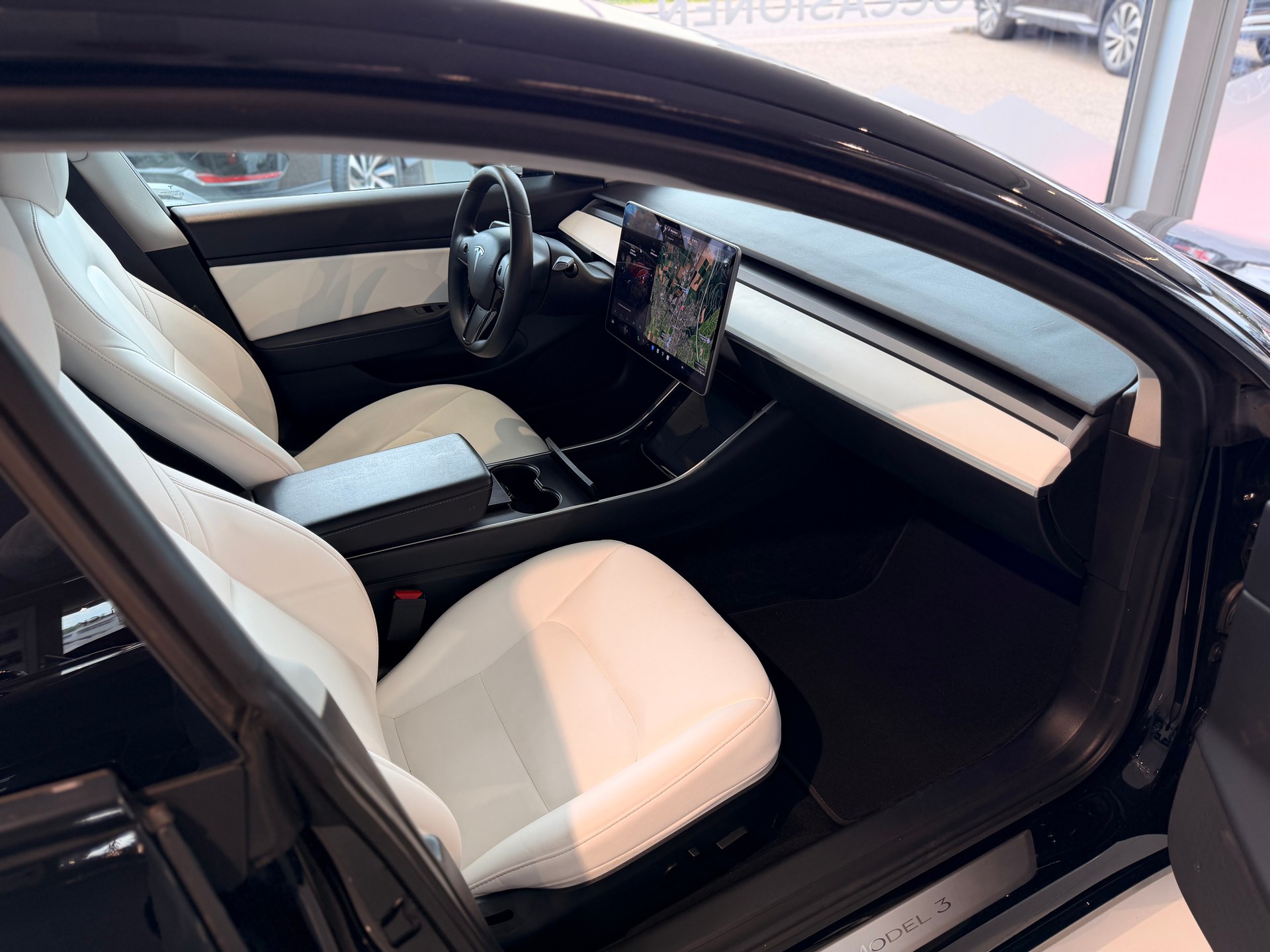 TESLA Model 3 Performance Dual Motor AWD-image-23