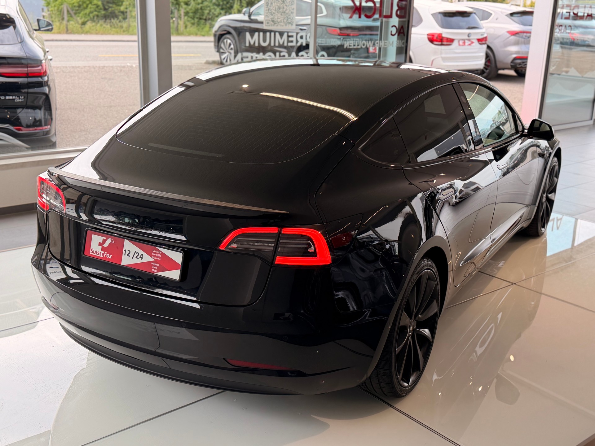 TESLA Model 3 Performance Dual Motor AWD-image-7