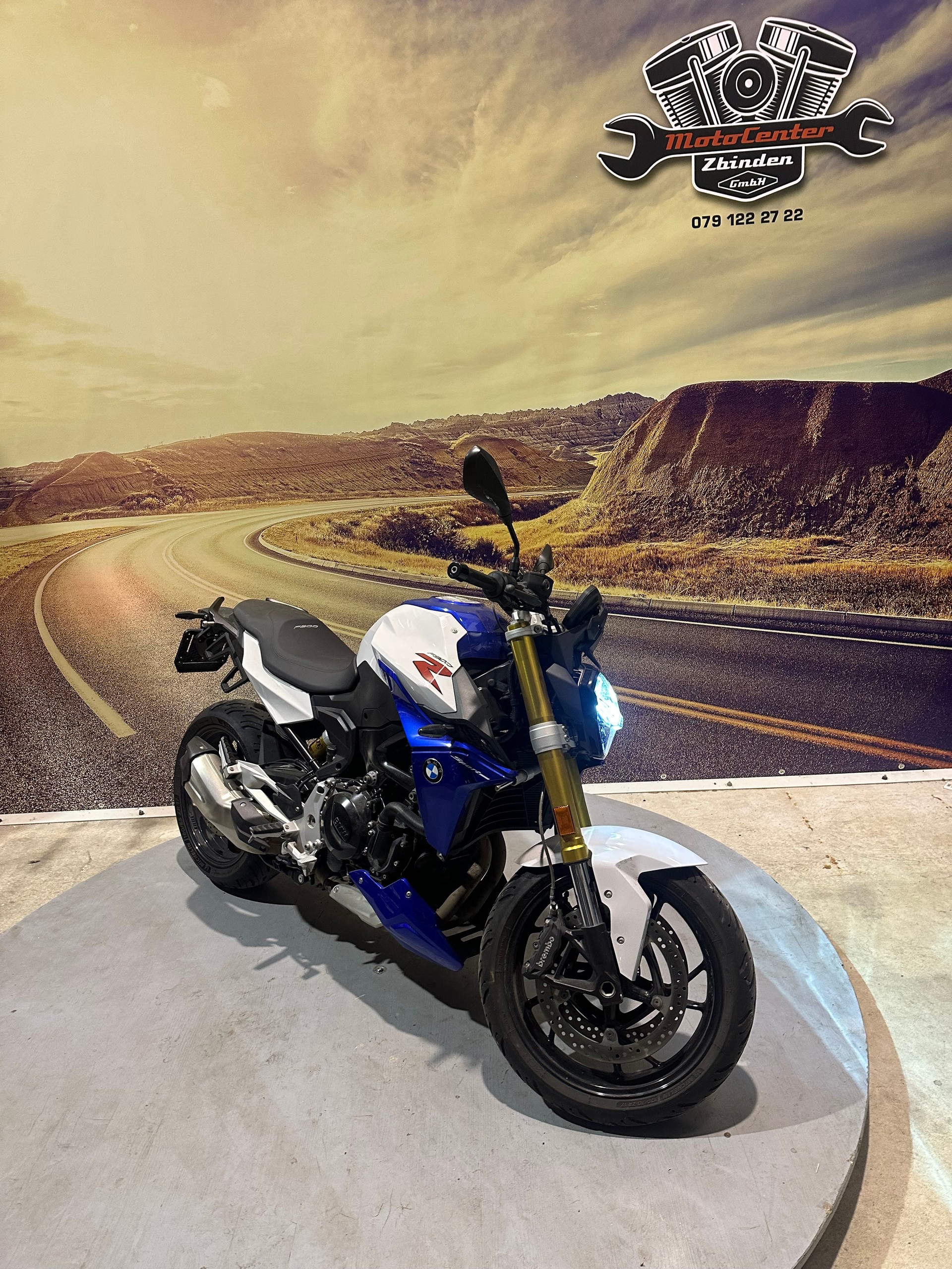 BMW F 900 R ABS-showroom-element-1