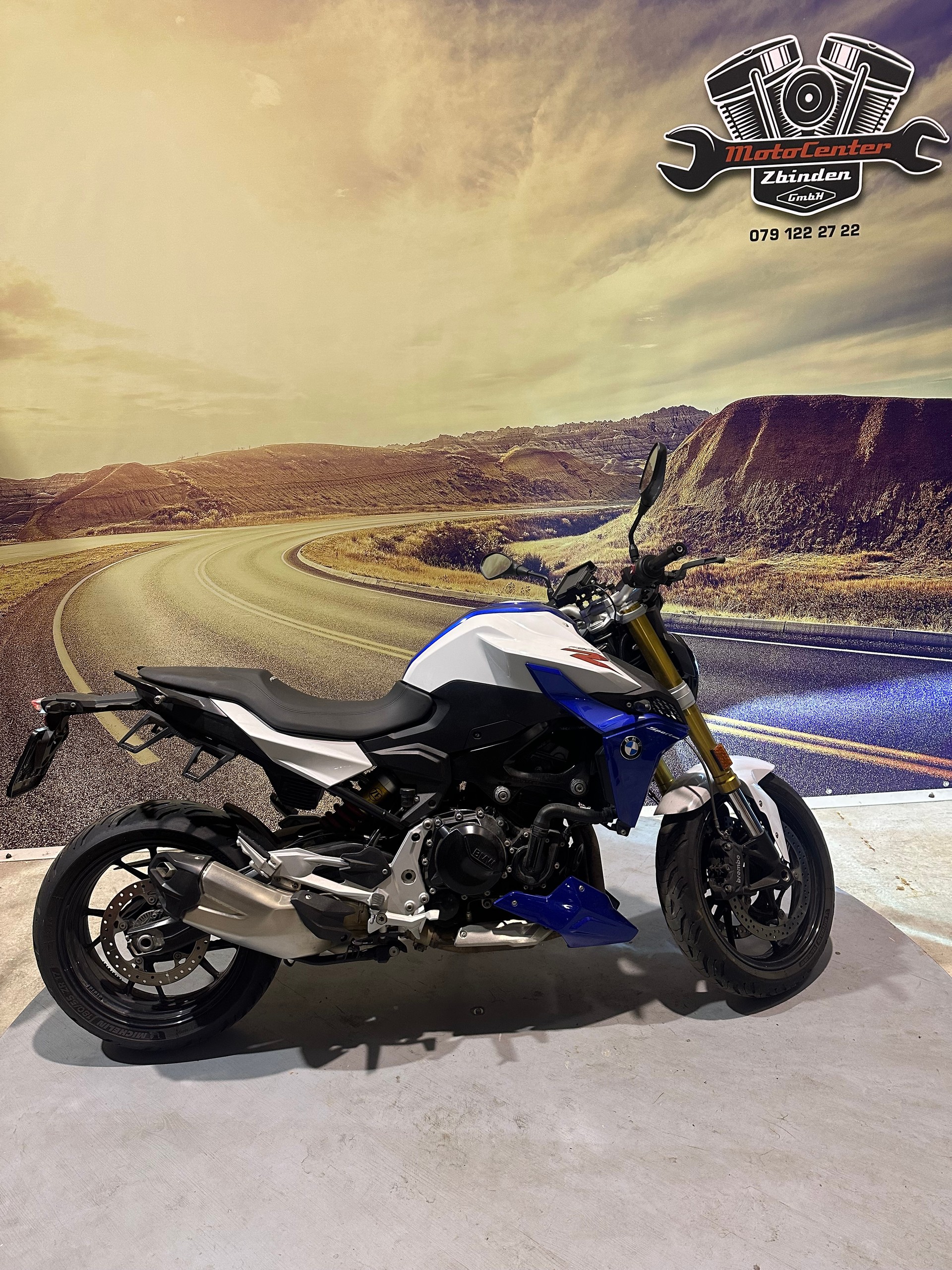 BMW F 900 R ABS