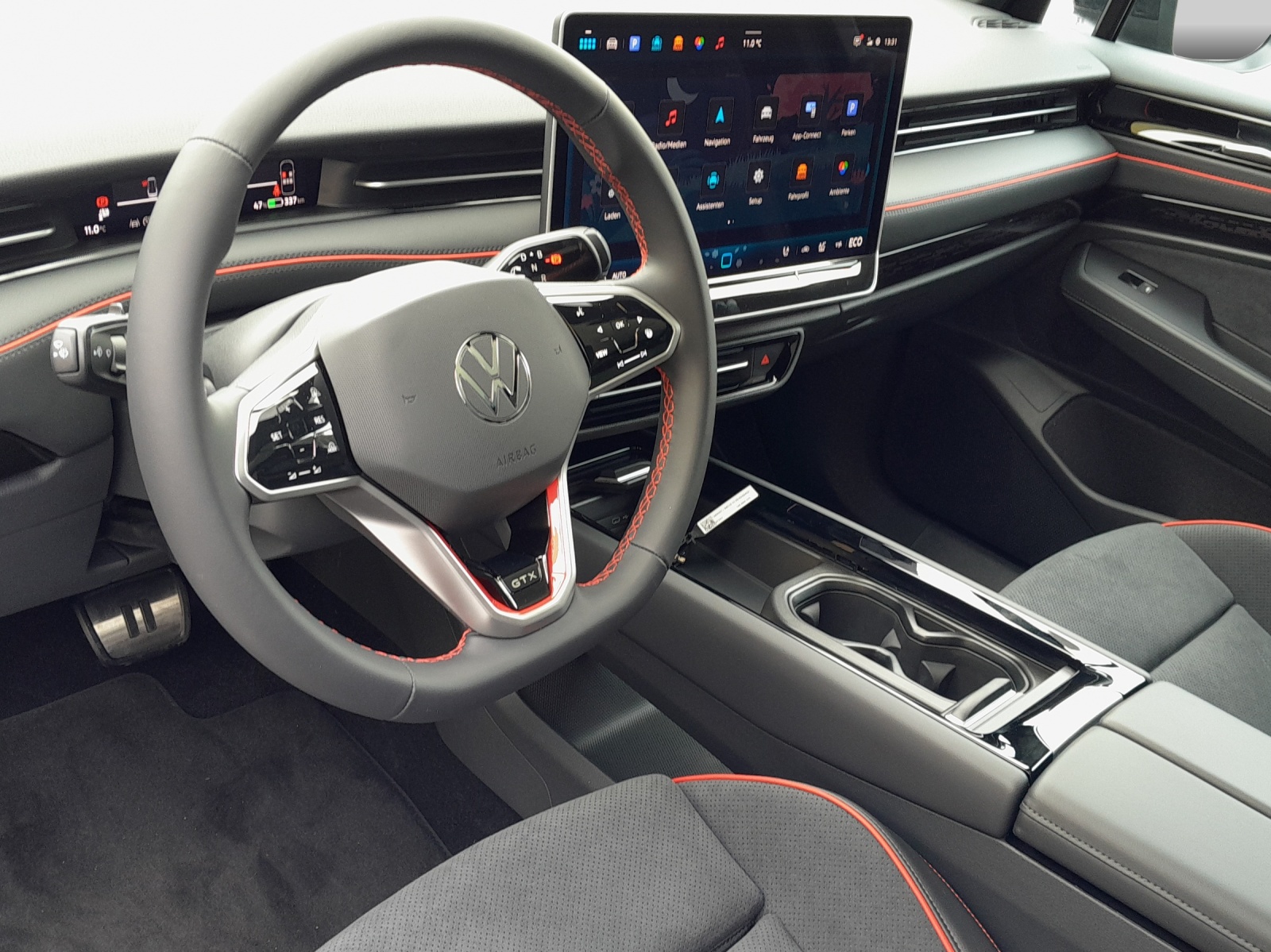 VW ID.7 Tourer GTX 86 kWh GTX 4 Motion-image-7