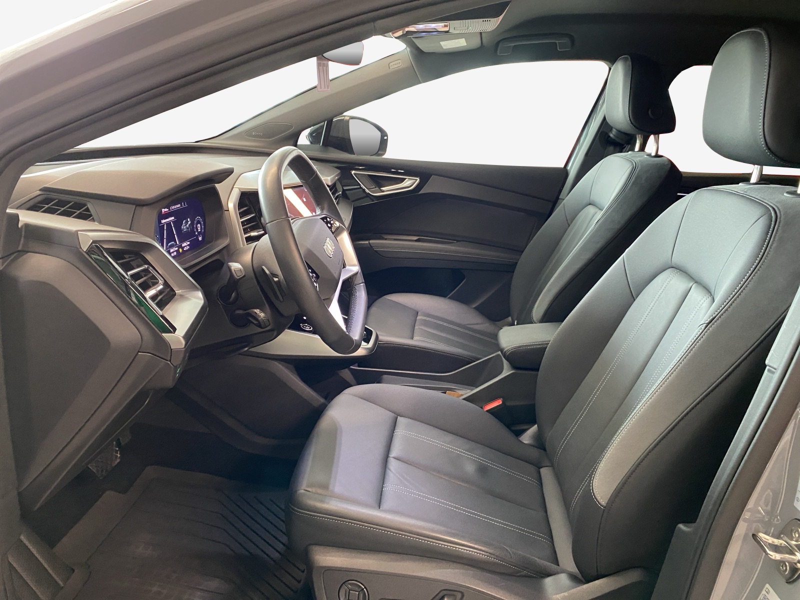AUDI Q4 Sportback e-tron 40-image-8