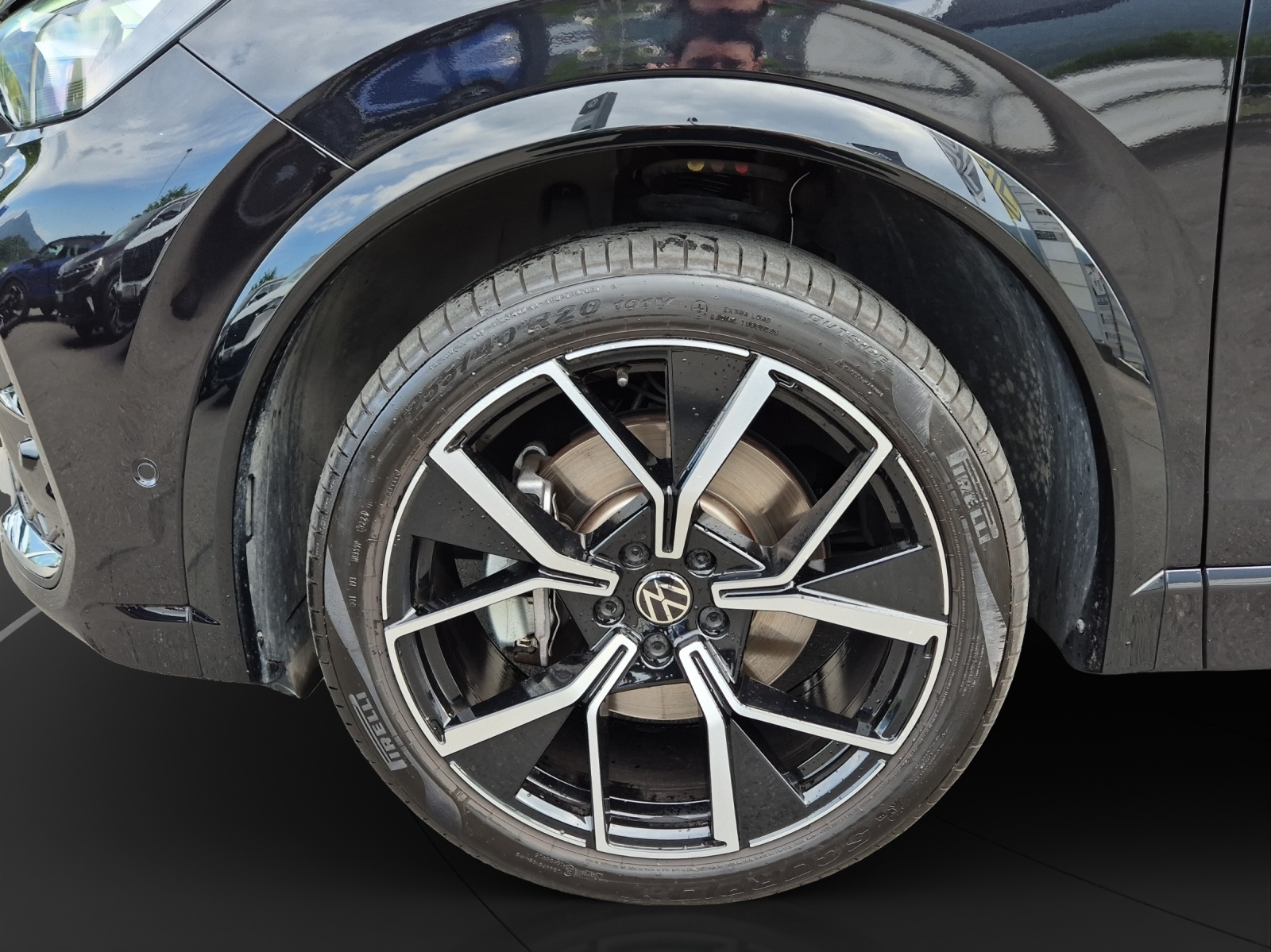 VW Tiguan 2.0 TDI SCR R-Line DSG 4motion-image-10