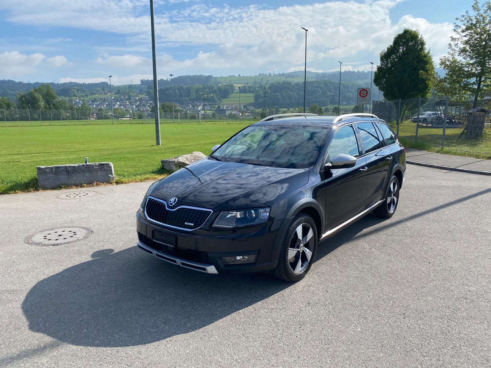 SKODA Octavia Combi 2.0 TDI Scout 4x4 DSG-image-6