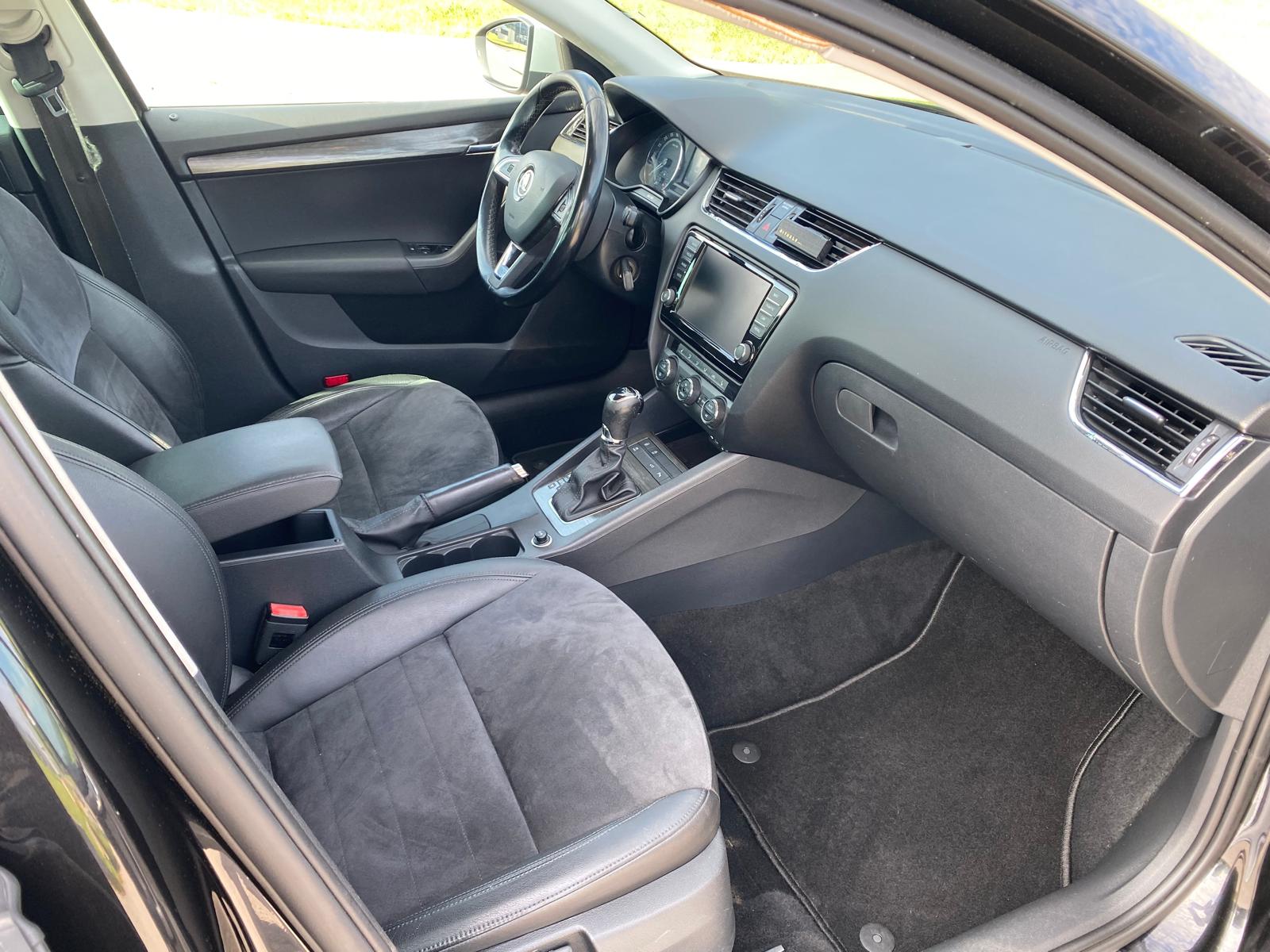 SKODA Octavia Combi 2.0 TDI Scout 4x4 DSG-image-10