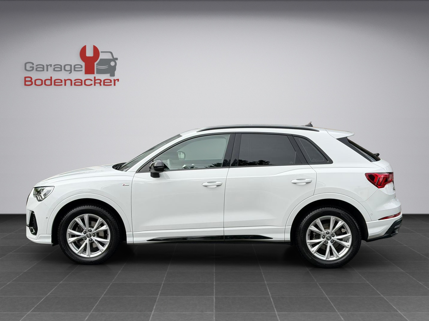 AUDI Q3 35 TDI S line quattro S-tronic * S Line Sport Paket *-showroom-element-2