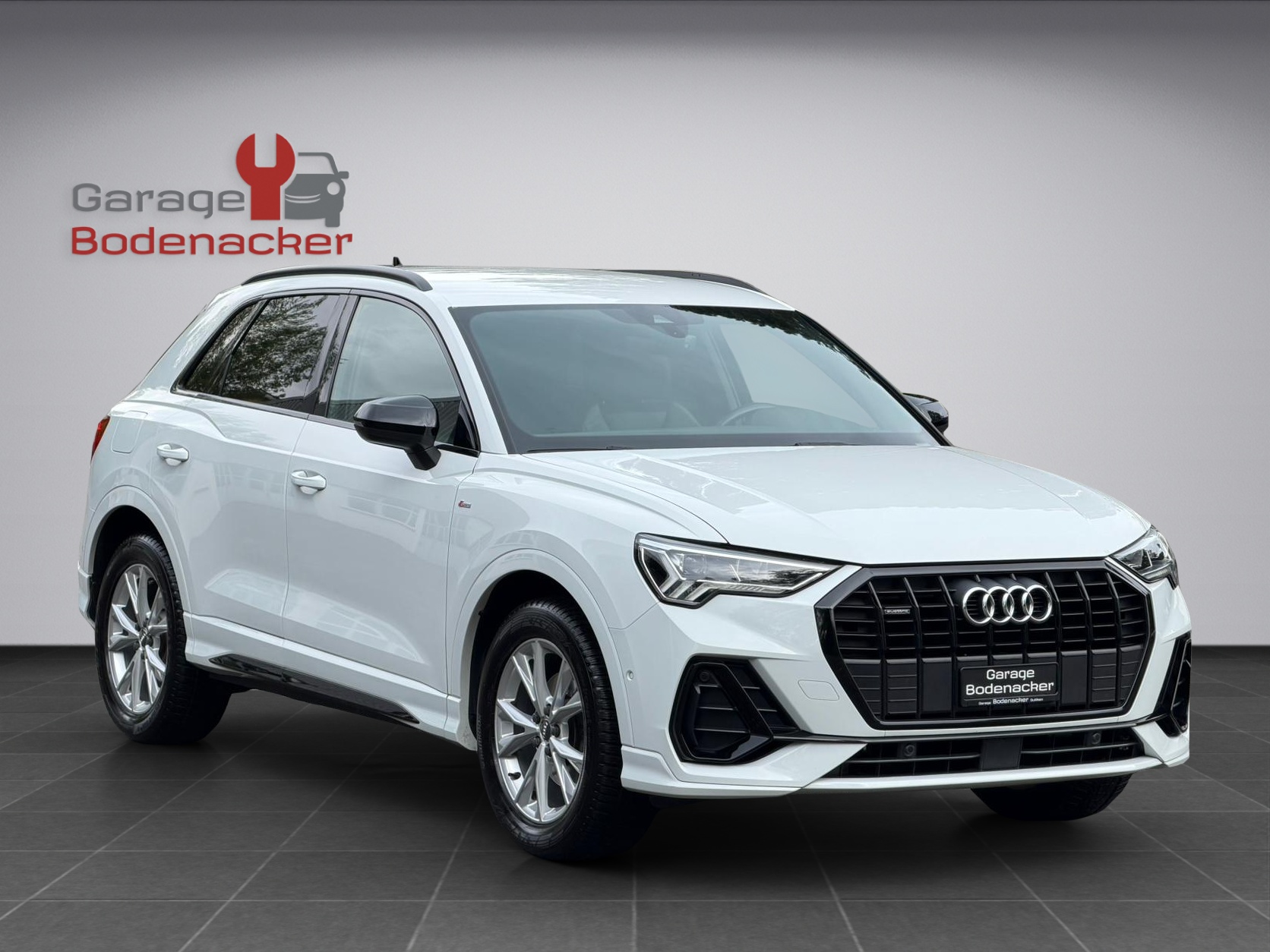 AUDI Q3 35 TDI S line quattro S-tronic * S Line Sport Paket *-image-6