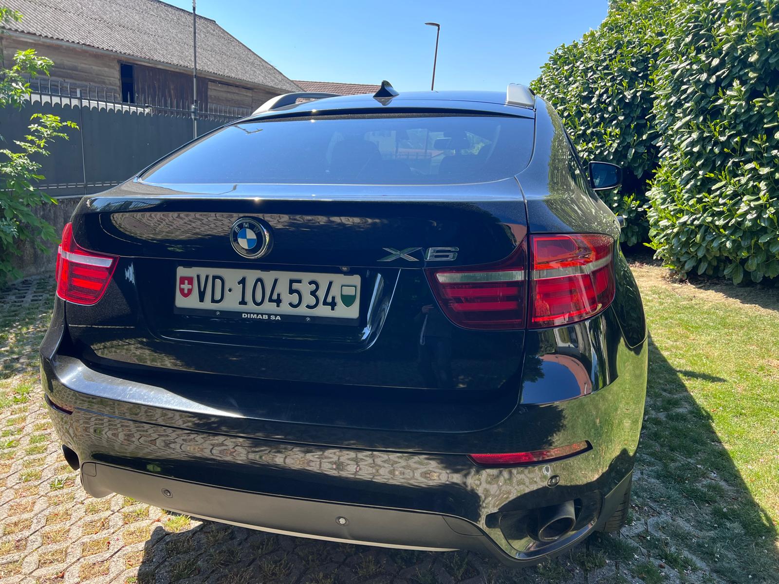 BMW xDrive 40d-image-3