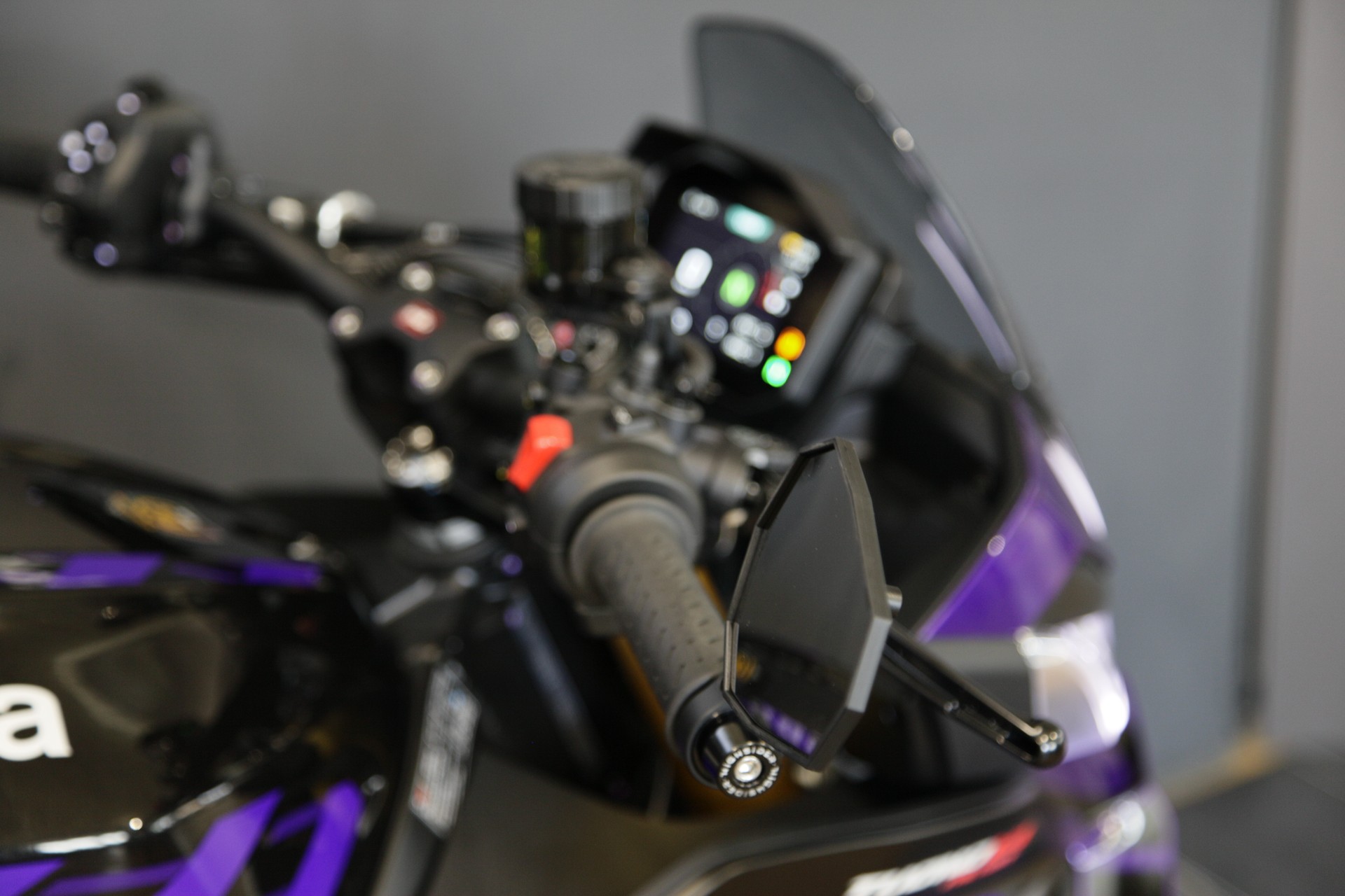 APRILIA Tuono V4 1100 E5+ Factory SC-Project-image-4
