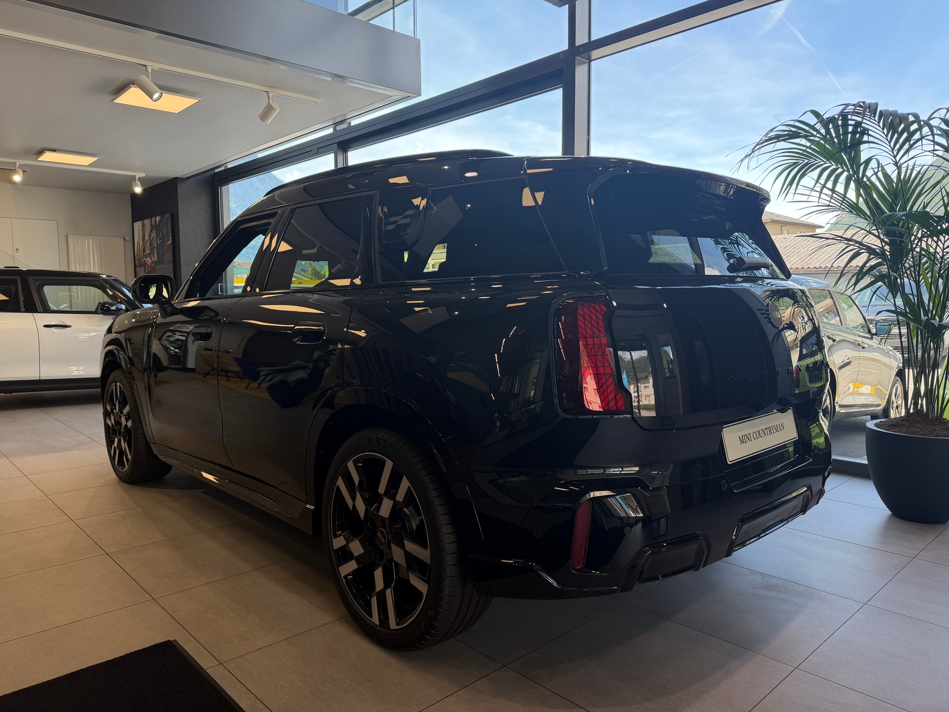 MINI Countryman S ALL4 Steptronic-showroom-element-2