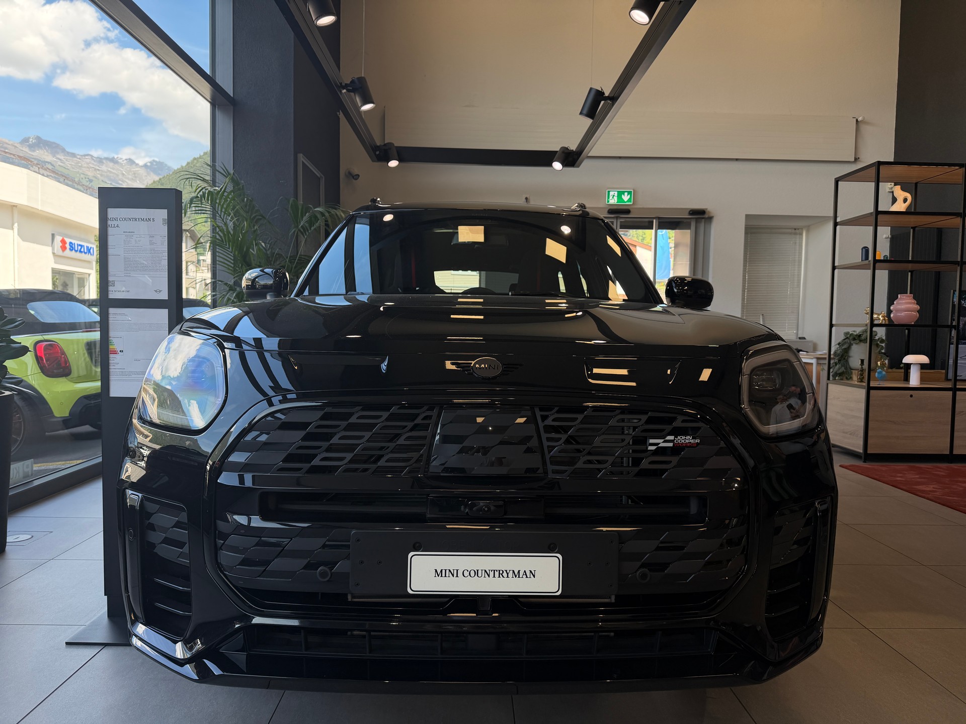 MINI Countryman S ALL4 Steptronic-showroom-element-1
