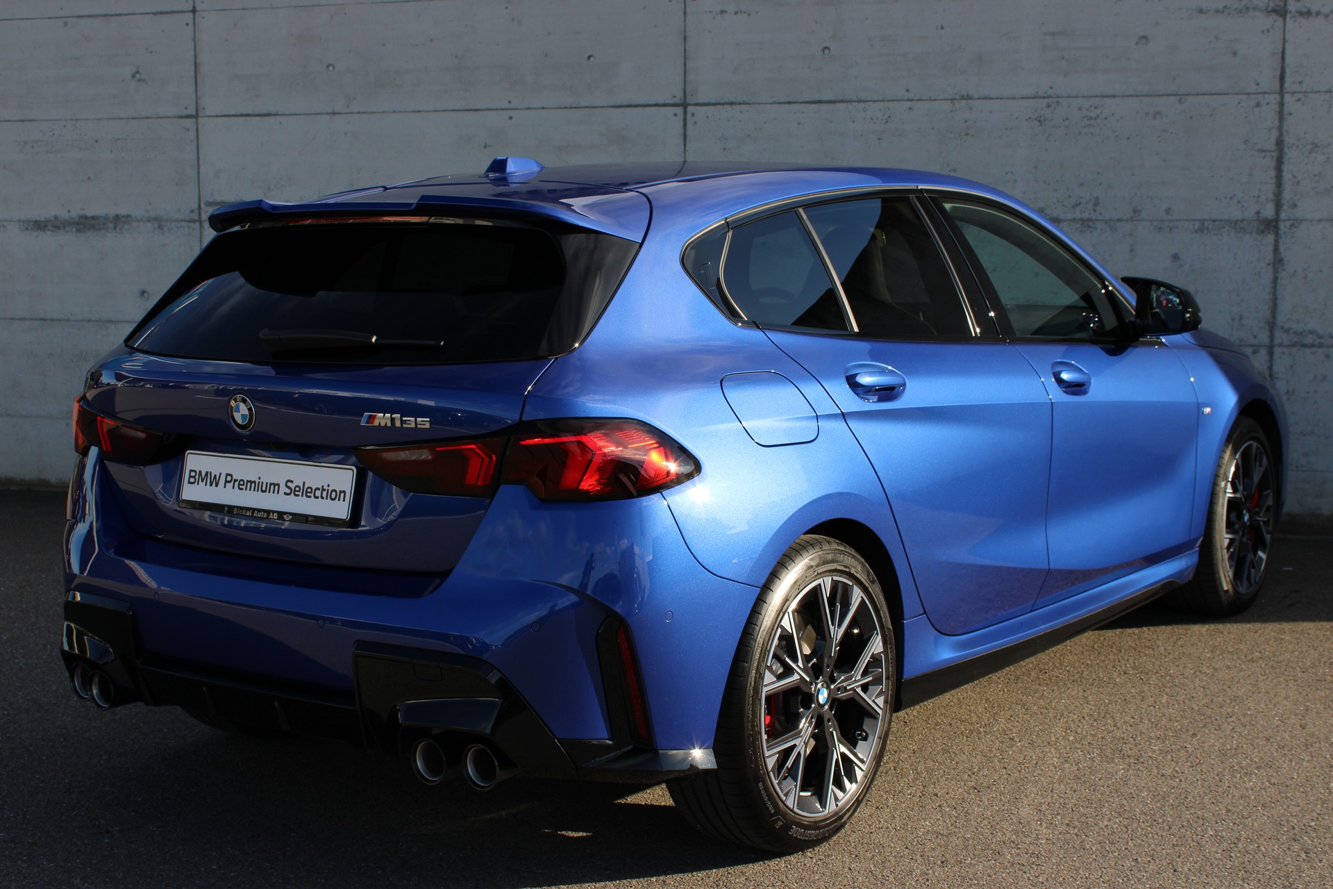 BMW M135 xDrive M Sport Pro-showroom-element-3