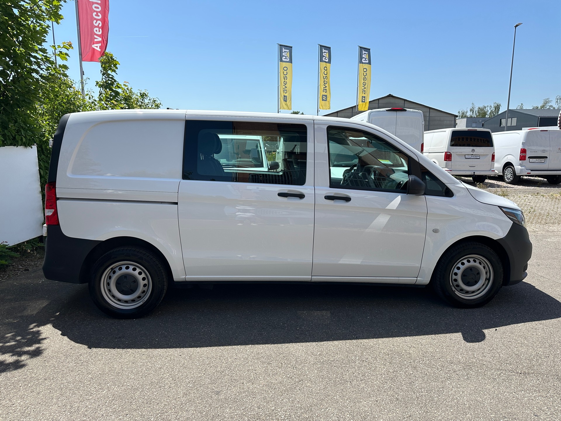 MERCEDES-BENZ Vito 114 CDI Mixto 9G-Tronic-image-3