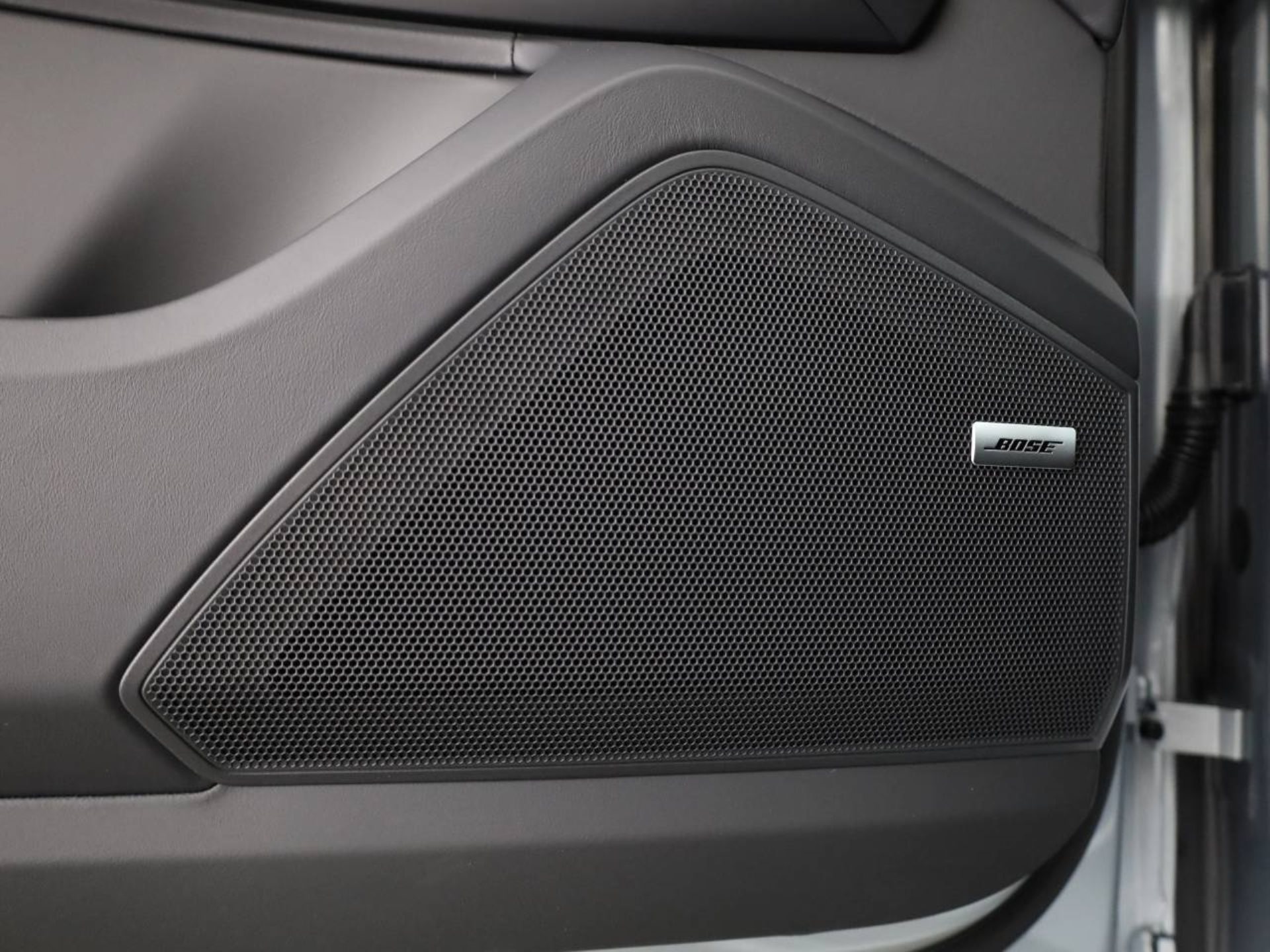 PORSCHE Cayenne E-Hybrid Coupé Black Edition-image-18