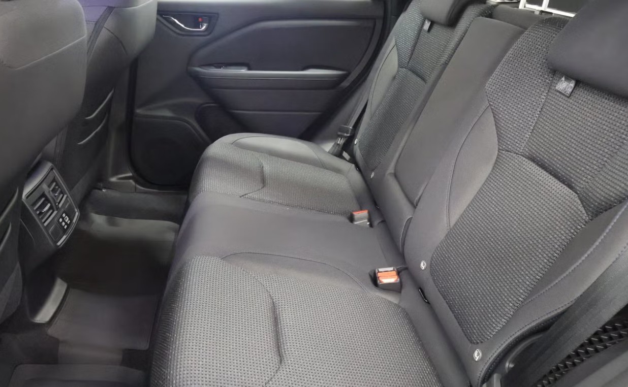 SUBARU Forester 2.0i e-Boxer Advantage Lineartronic-image-7