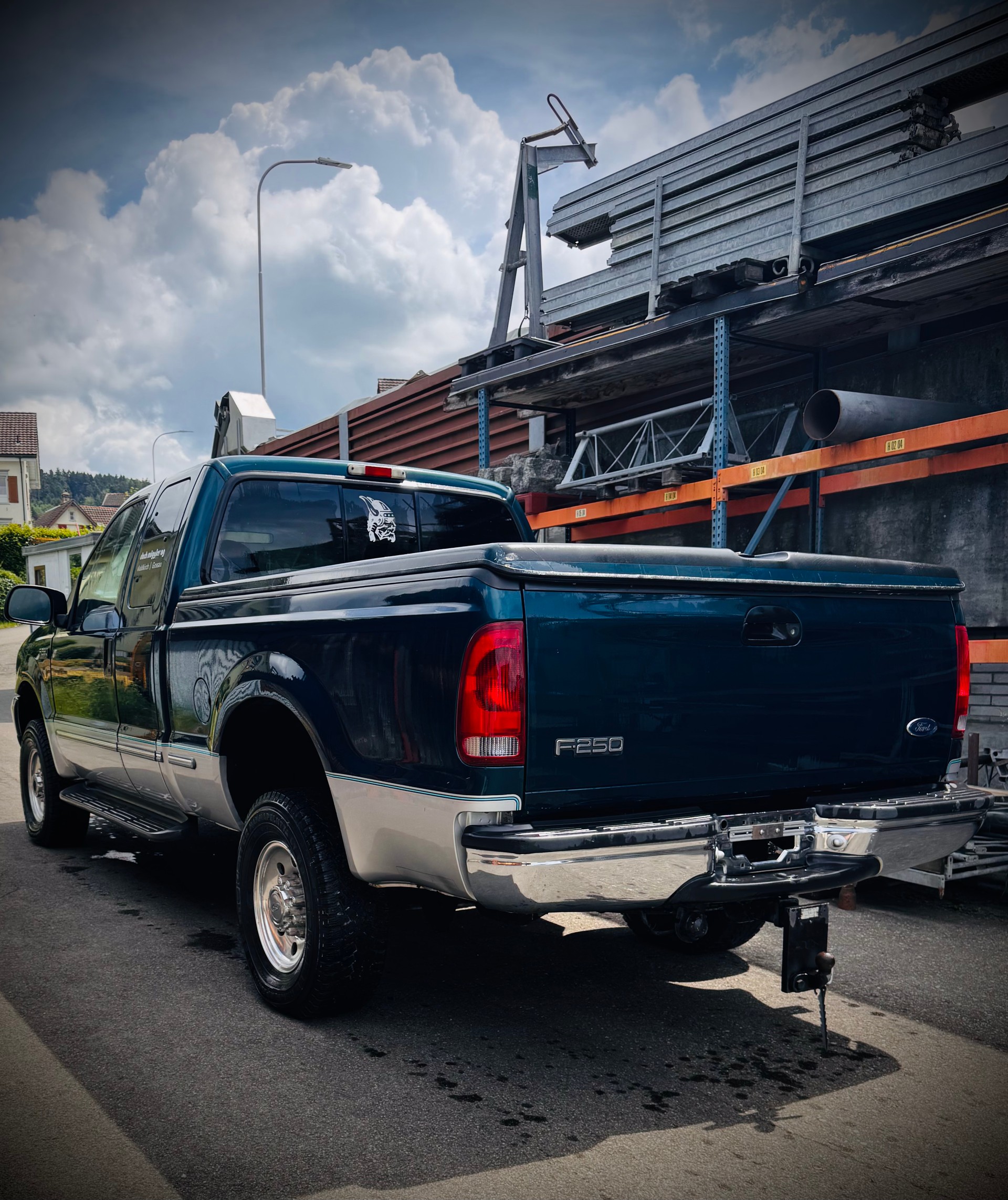 FORD F250 XLT-image-2