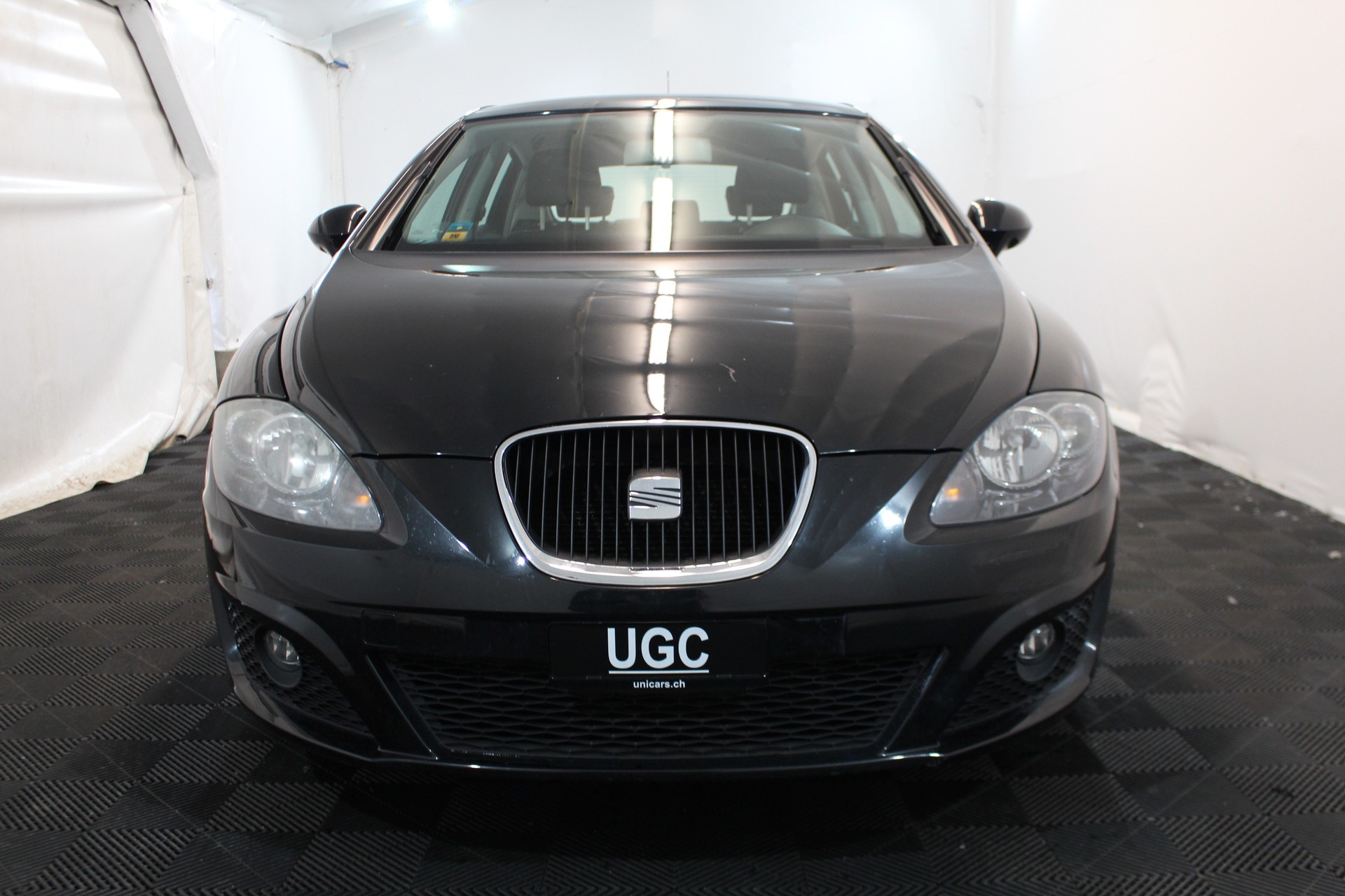 SEAT Leon 1.2 TSI Reference-image-1