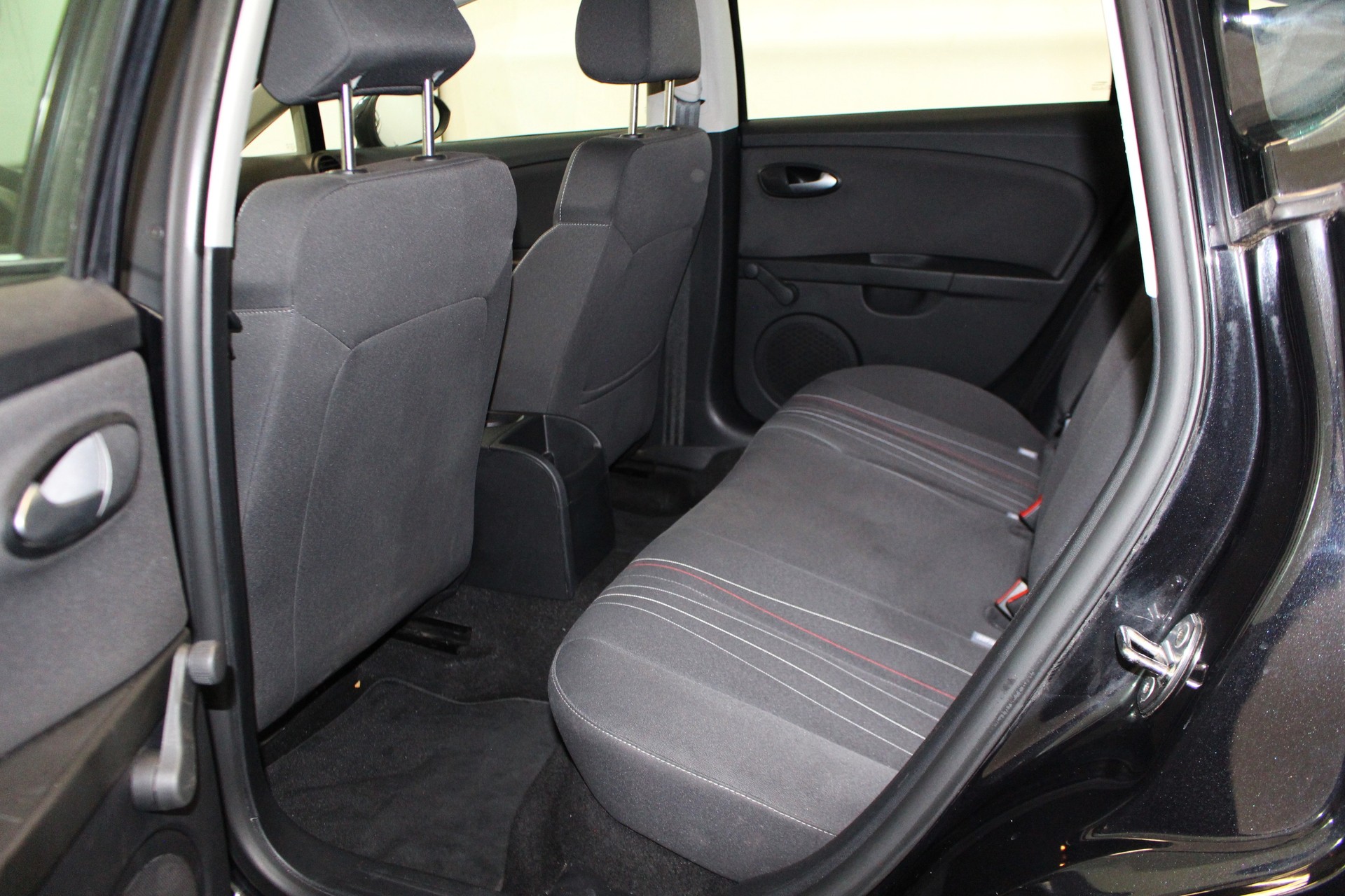 SEAT Leon 1.2 TSI Reference-image-7