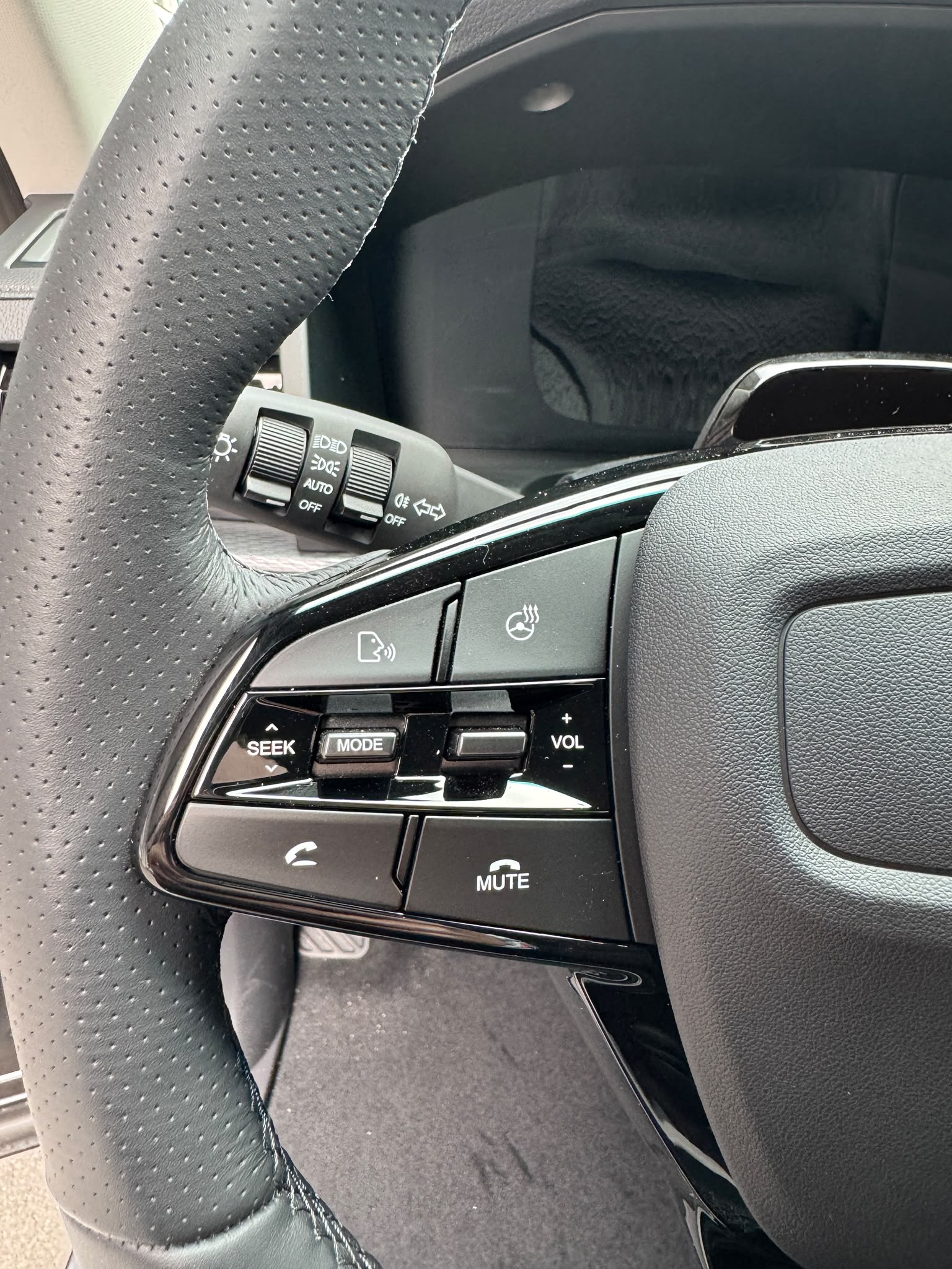 KGM-SsangYong Musso 2.2 Platinum 4WD A-image-10