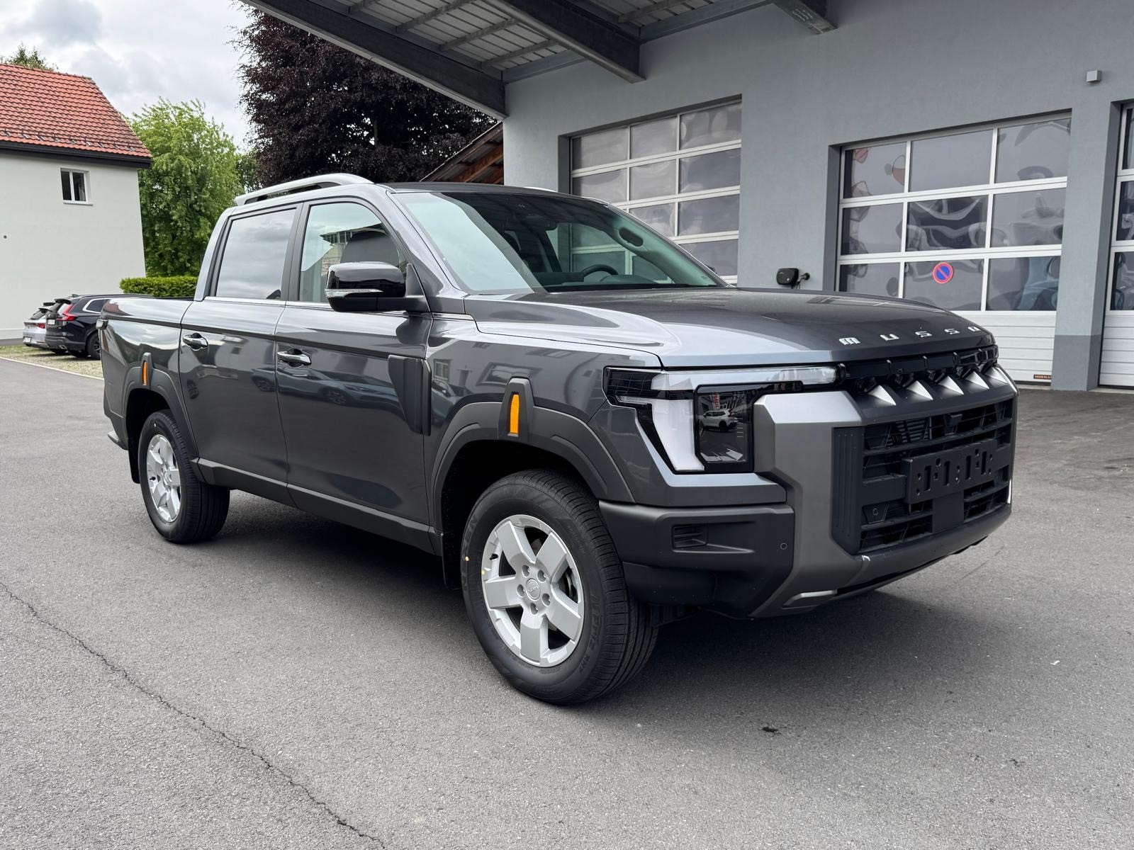 KGM-SsangYong Musso 2.2 Platinum 4WD A-image-0