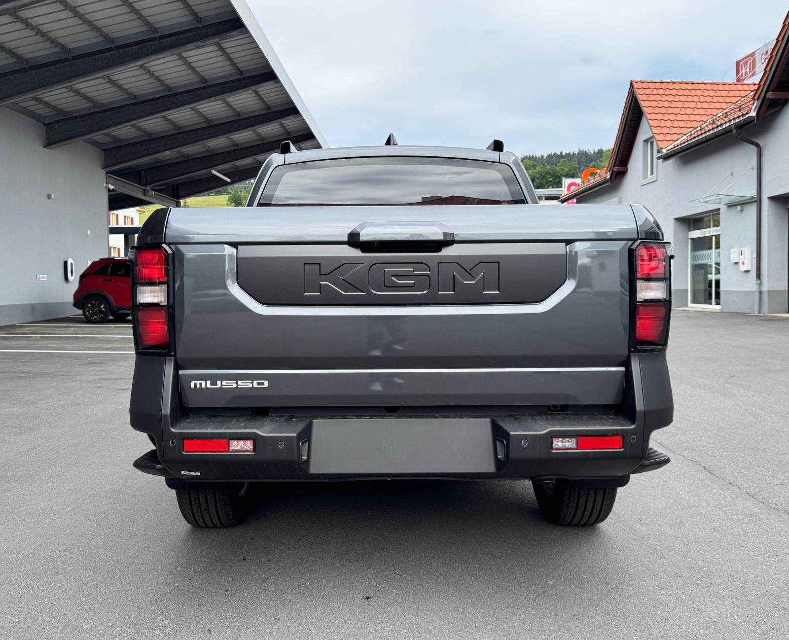 KGM-SsangYong Musso 2.2 Platinum 4WD A-image-6