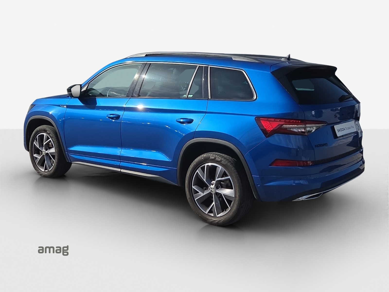 SKODA Kodiaq 2.0 TSI 4x4 SportLine-image-2