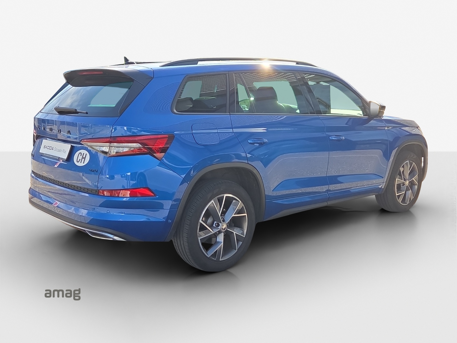 SKODA Kodiaq 2.0 TSI 4x4 SportLine-image-4