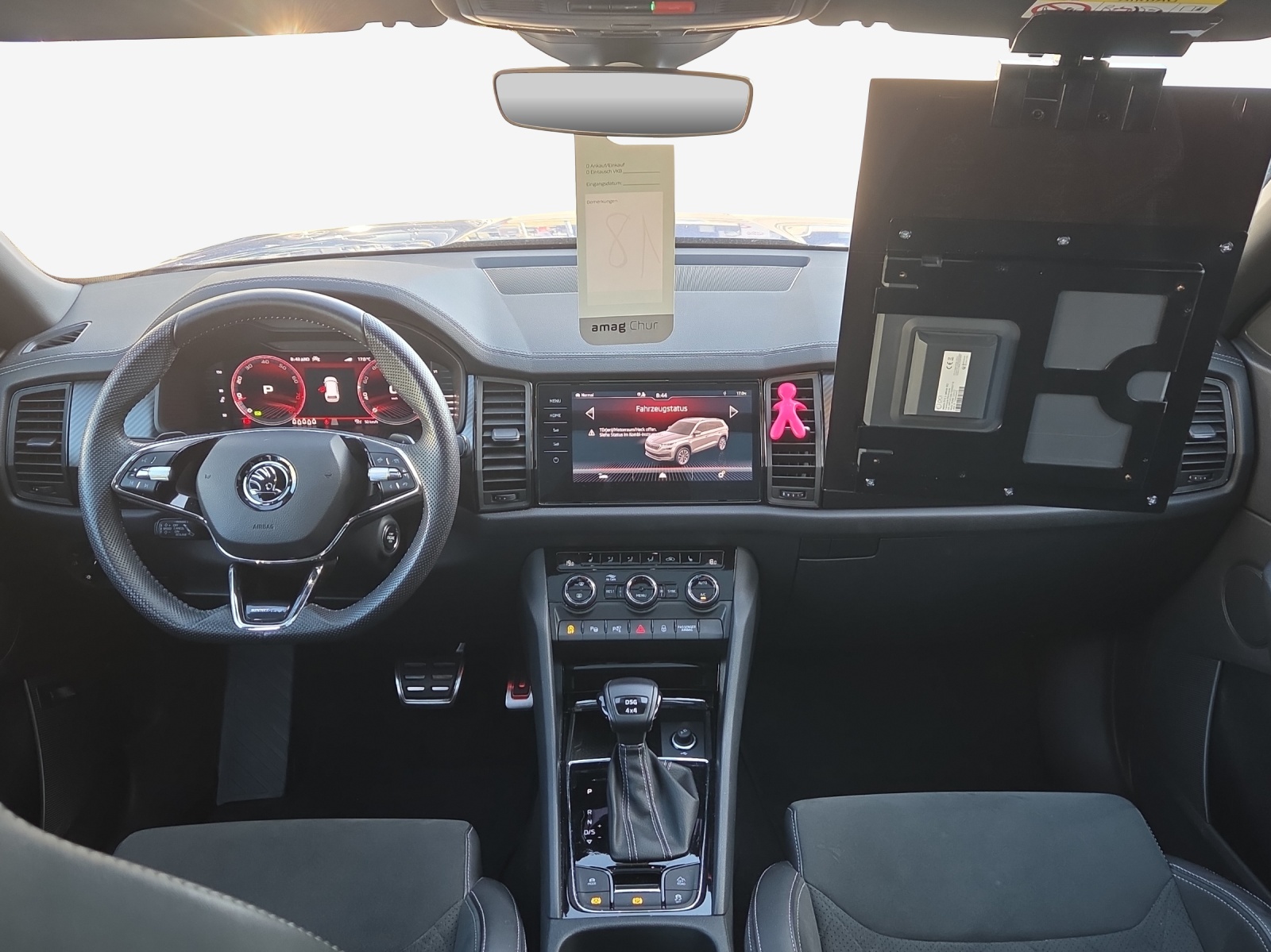 SKODA Kodiaq 2.0 TSI 4x4 SportLine-image-8