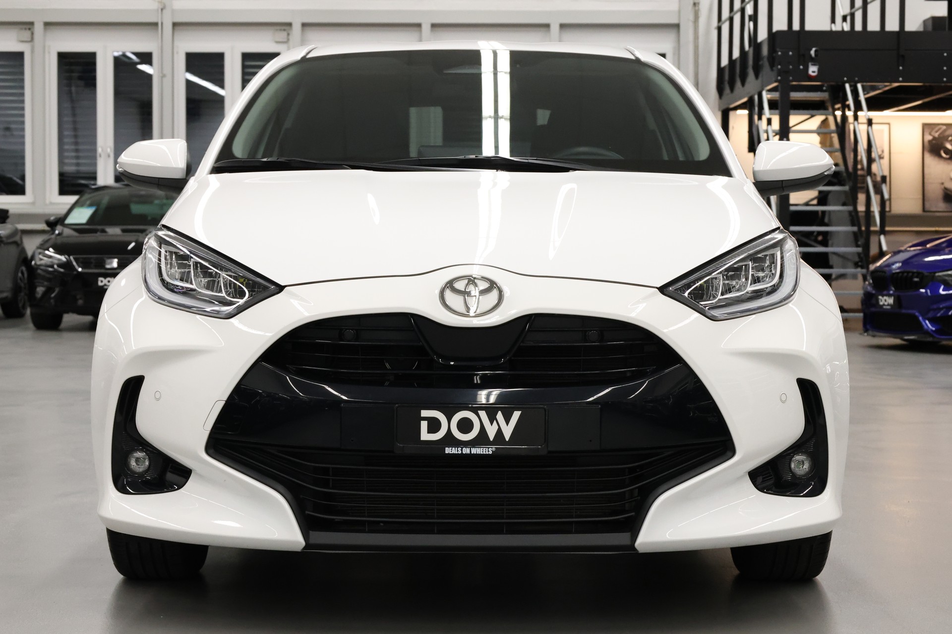 TOYOTA Yaris 1.5 VVT-i HSD Trend-image-5