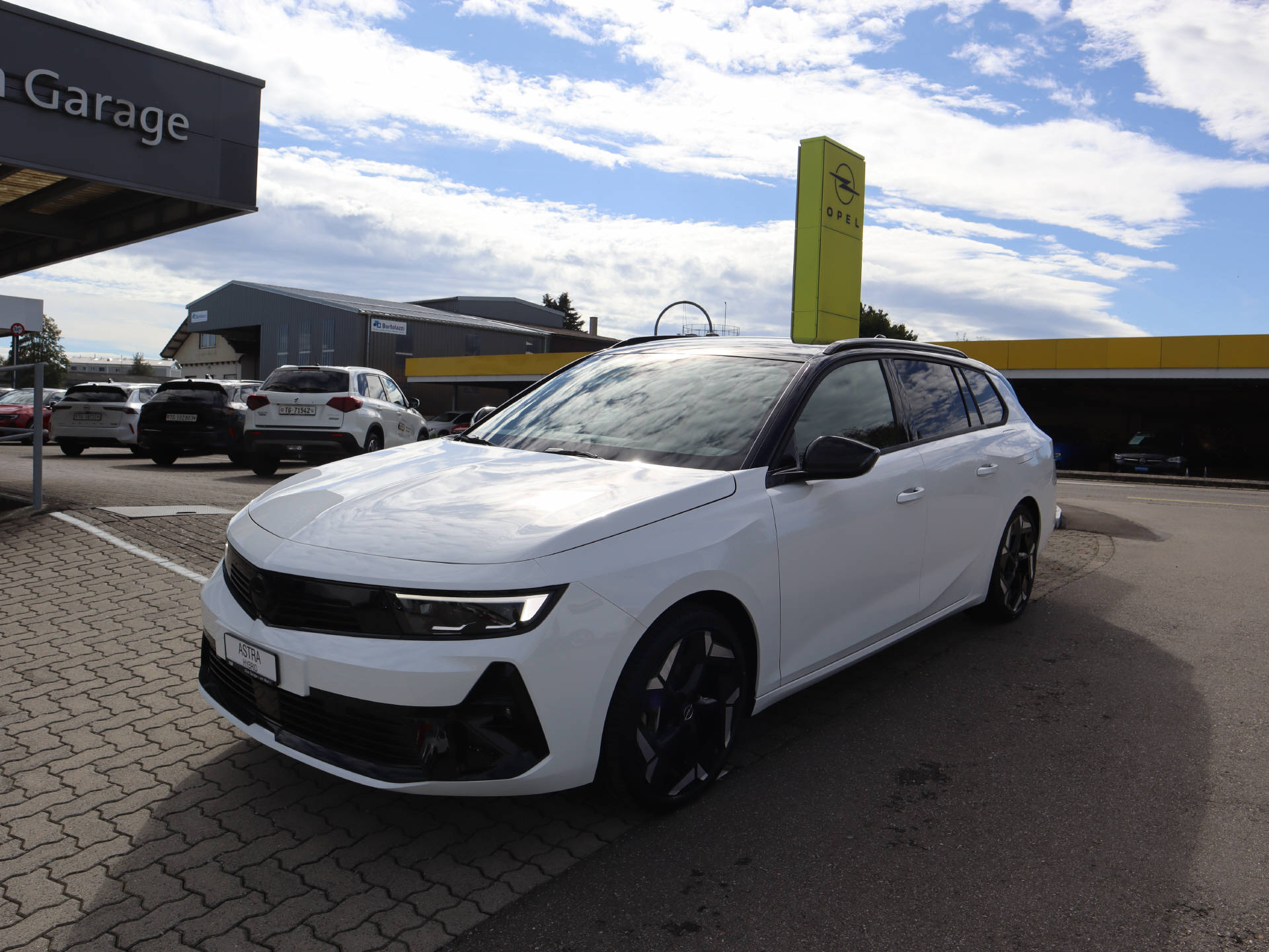 OPEL Astra Sports Tourer 1.6 T PHEV 225 GSe-image-2