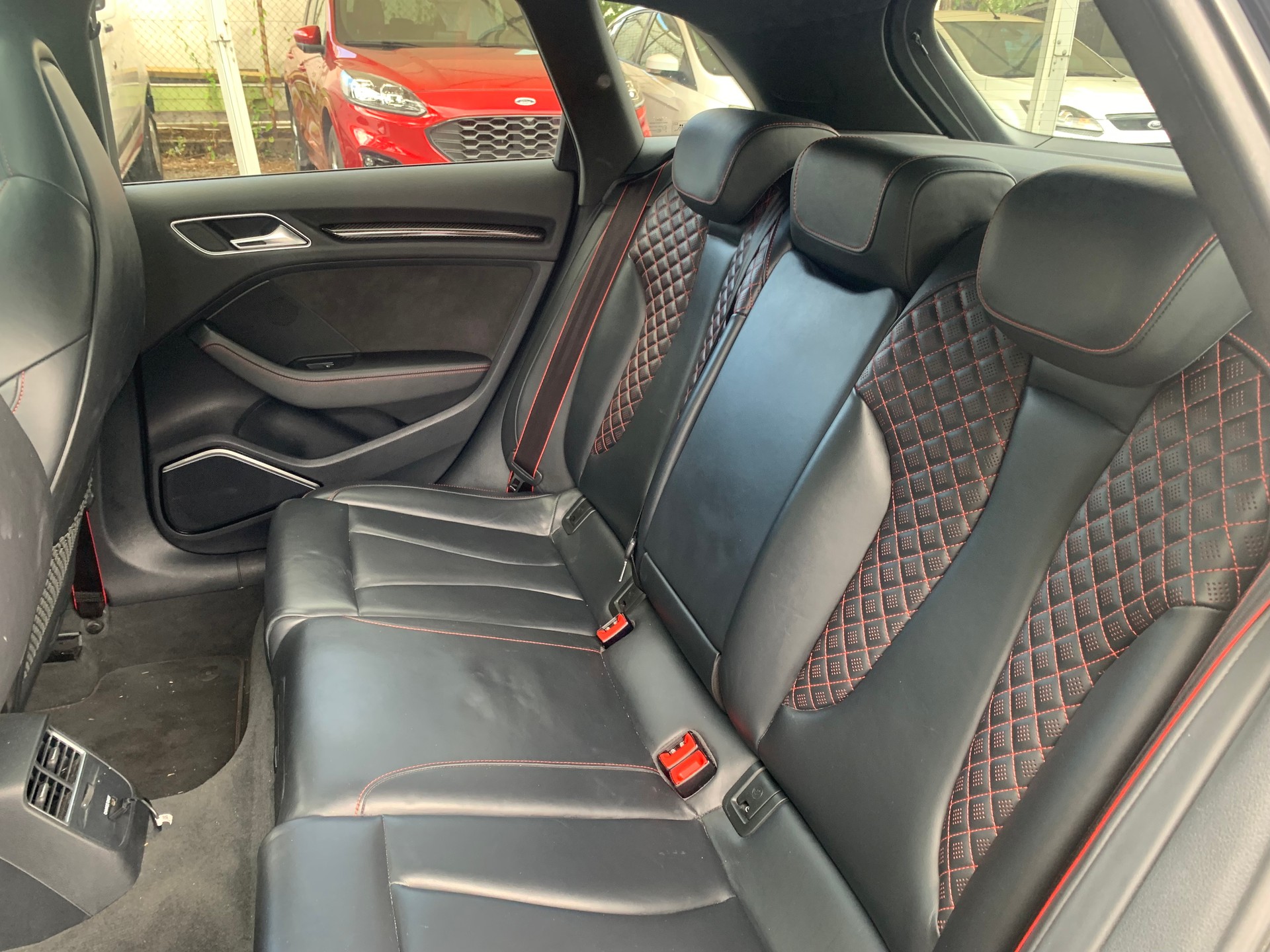 AUDI RS3 Sportback 2.5 TSI quattro S-tronic ABT 460cv-image-9