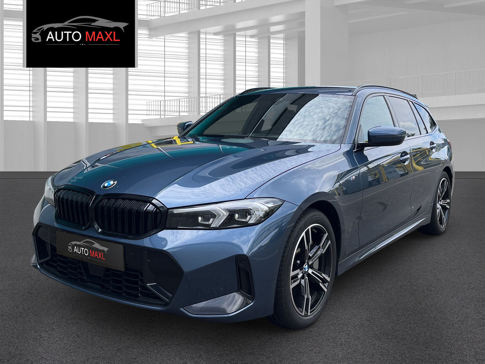 BMW 330i Touring xDrive SAG M Sport-image-1