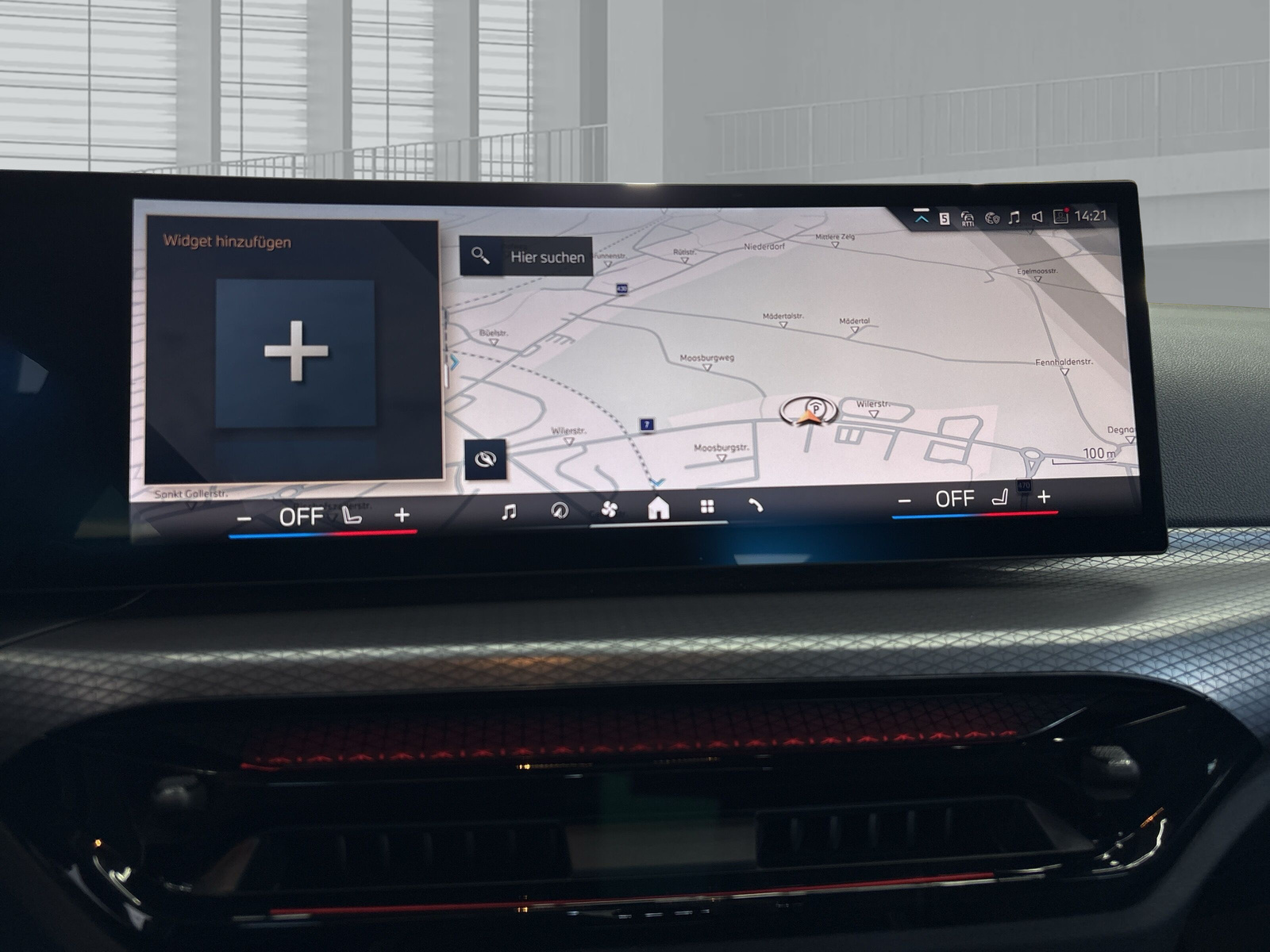 BMW 330i Touring xDrive SAG M Sport-image-19