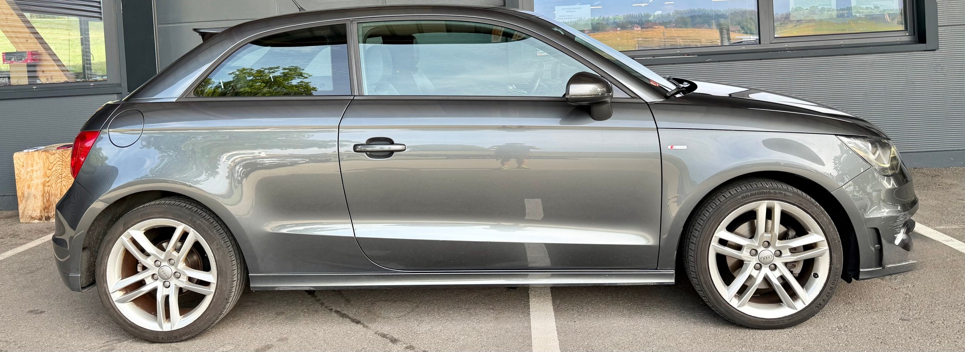 AUDI A1 Sport 1.4 TFSI Ambition S-tronic-image-1