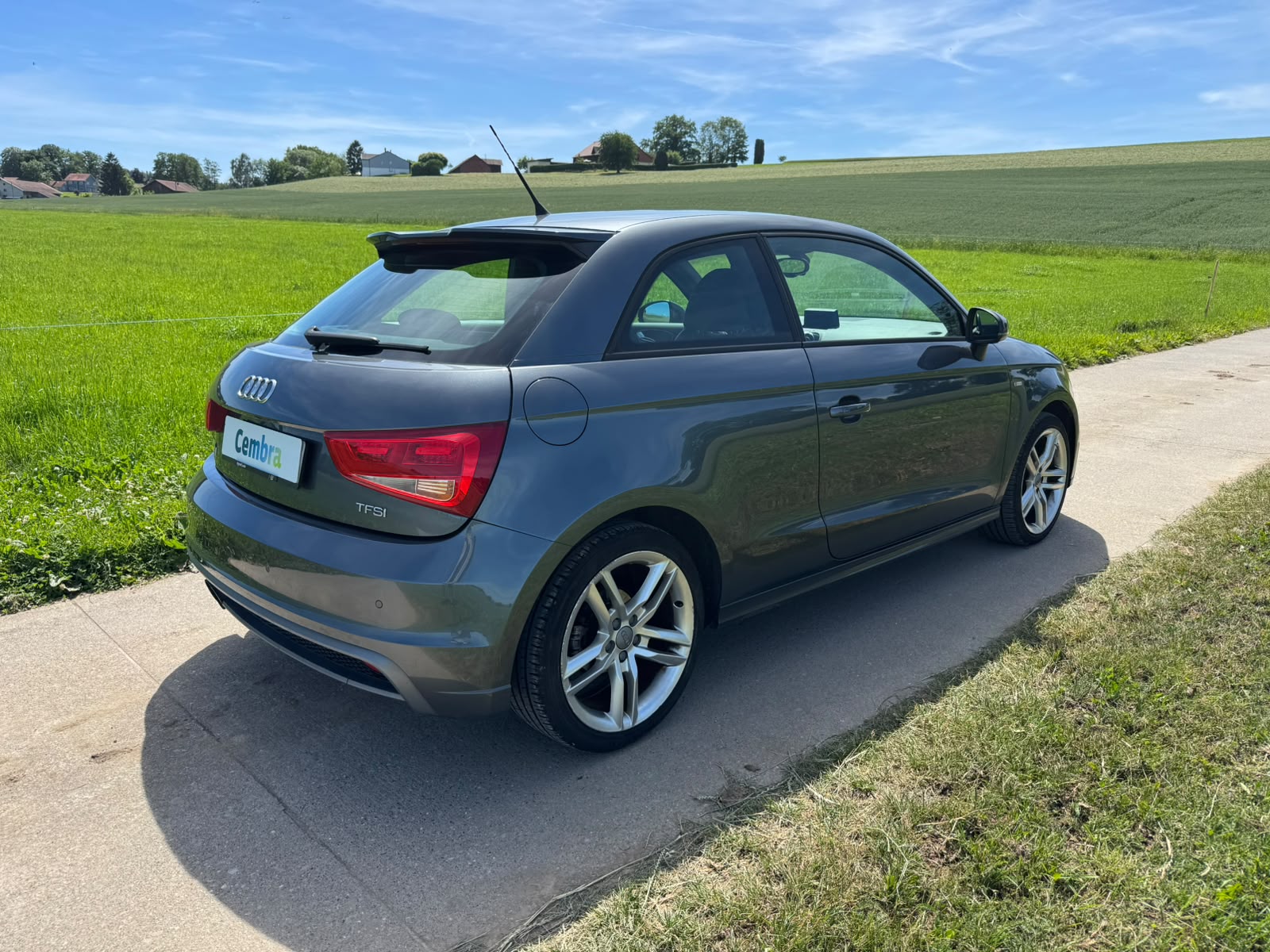 AUDI A1 Sport 1.4 TFSI Ambition S-tronic-image-3
