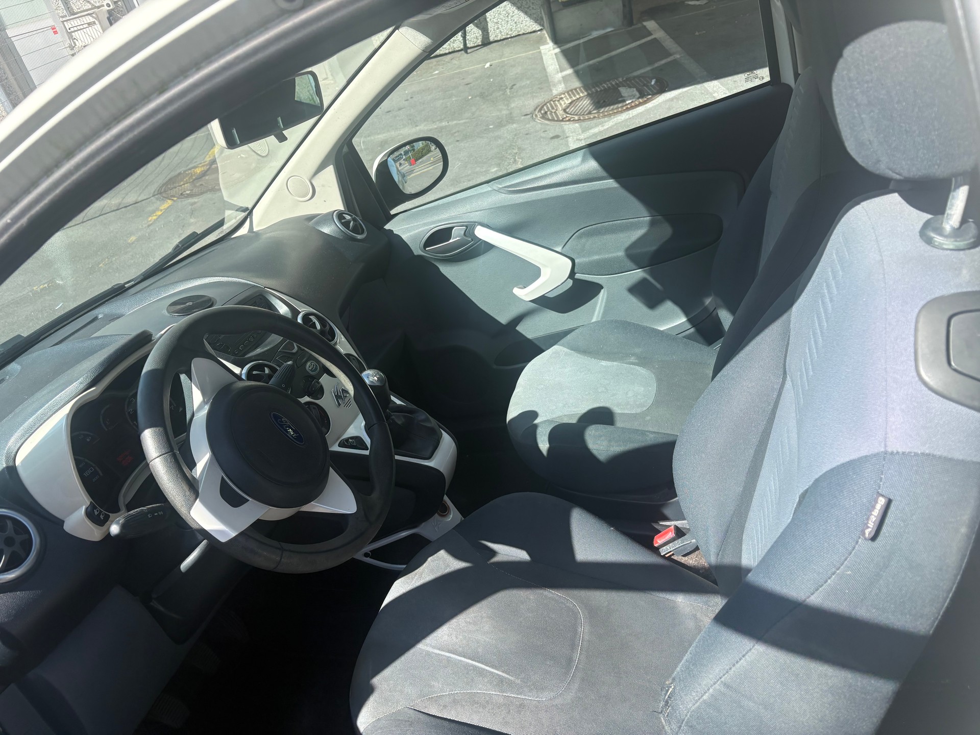 FORD KA 1.25 Titanium+-image-7