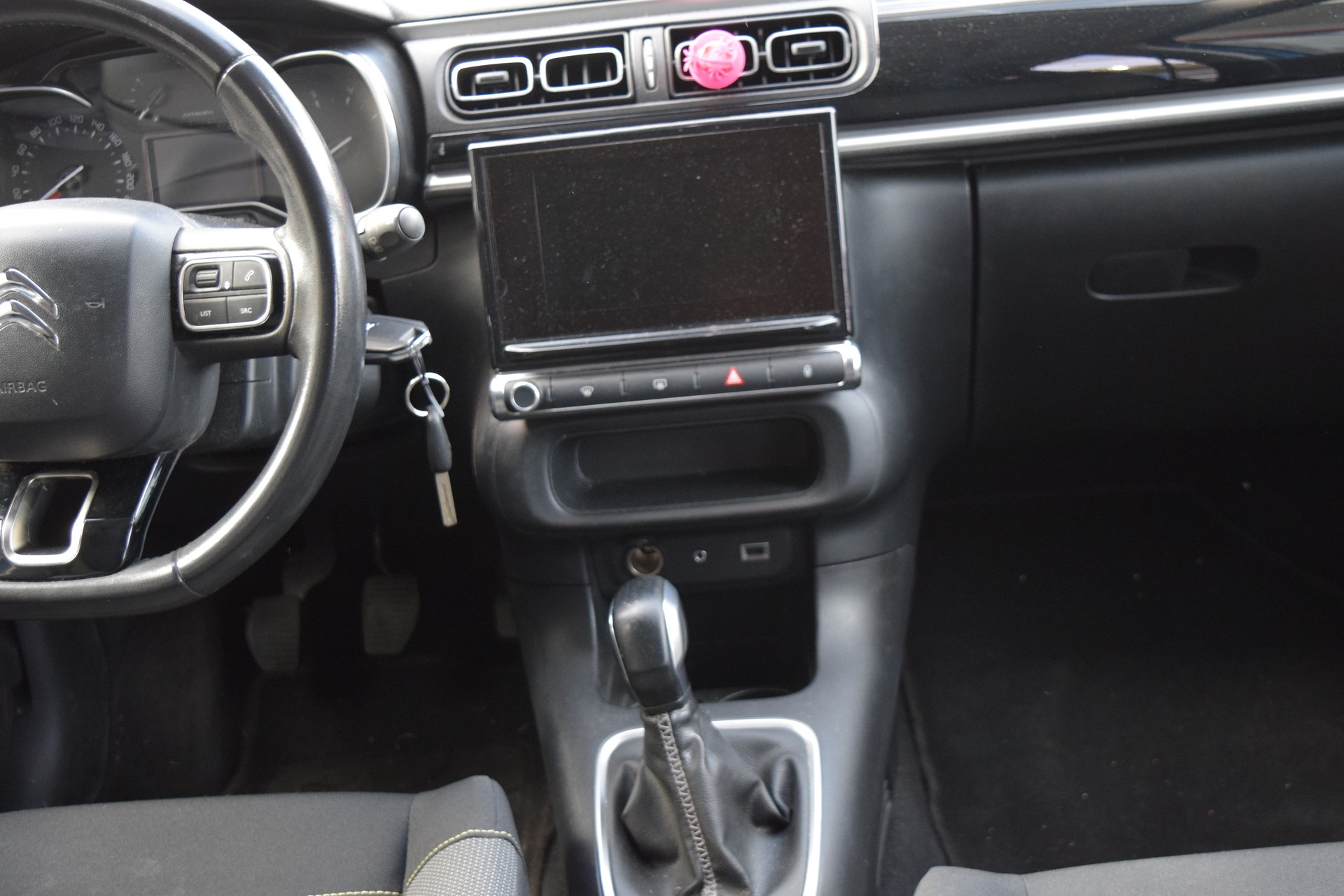 CITROEN C3 1.2i PureTech Shine-image-12