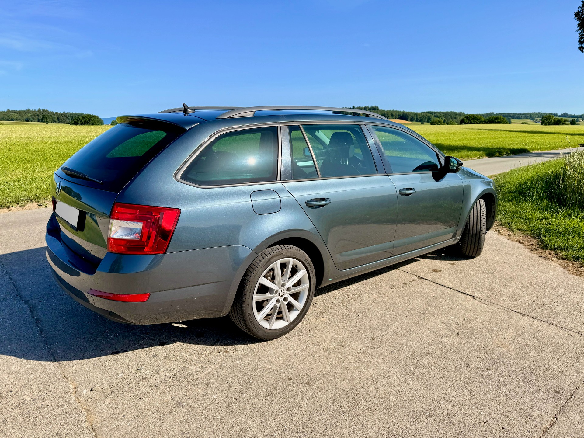 SKODA Combi-image-3