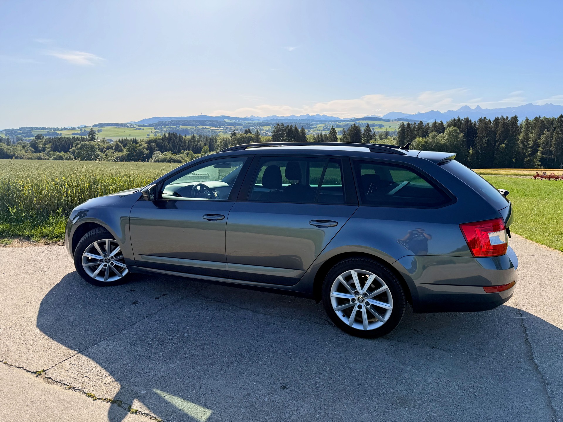 SKODA Combi-image-2