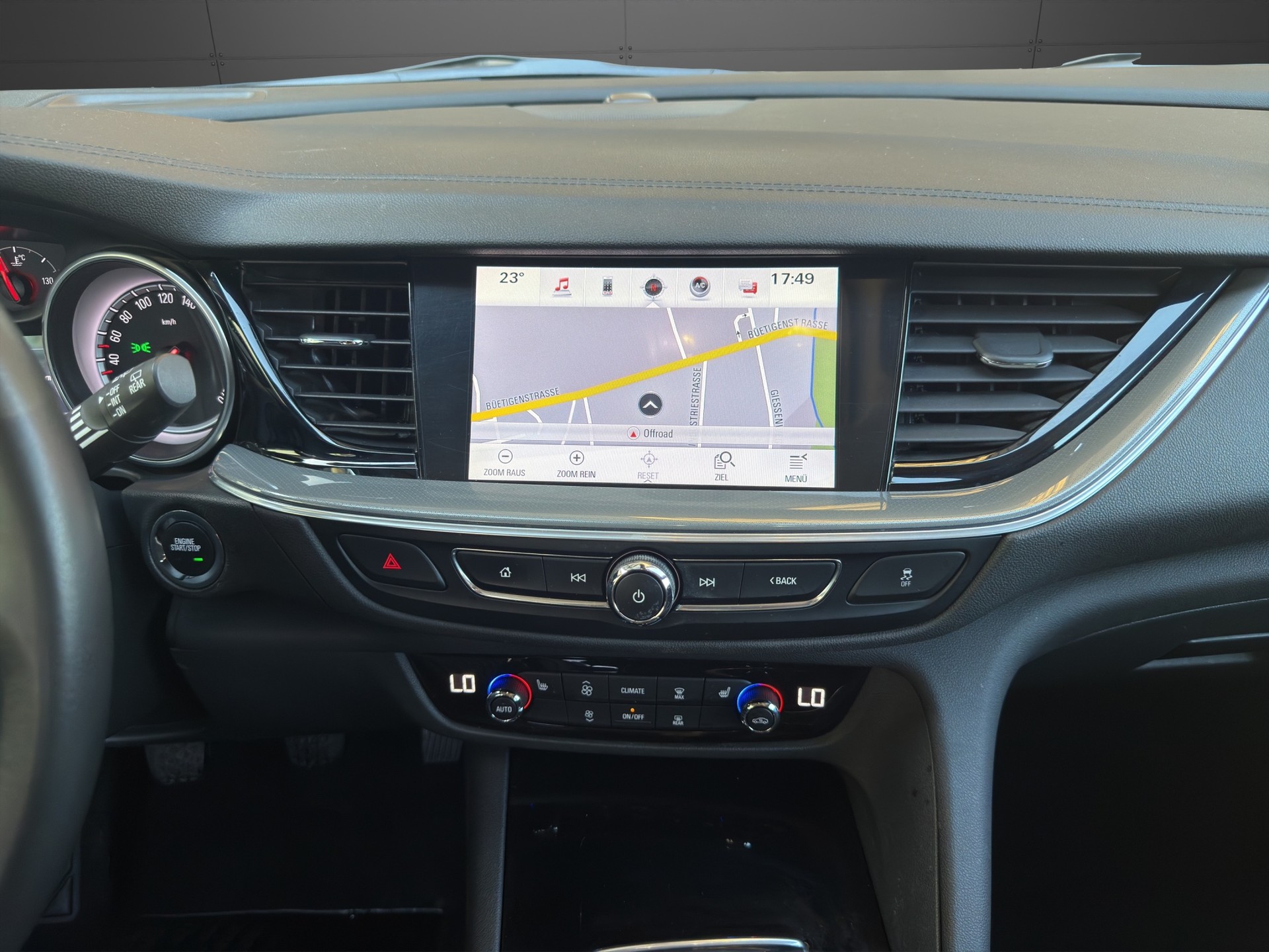 OPEL Insignia 1.5 T Sports Tourer Edition-image-12