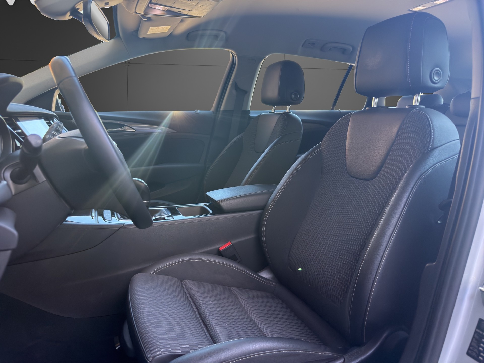 OPEL Insignia 1.5 T Sports Tourer Edition-image-20