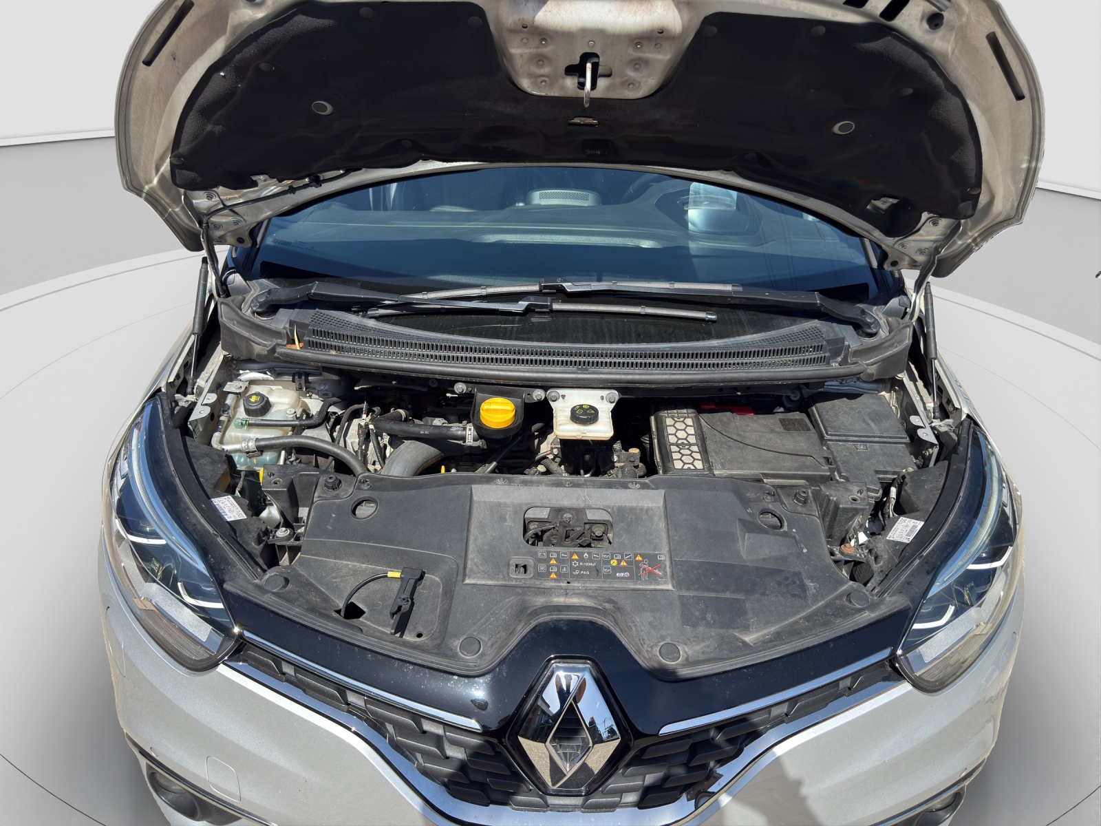 RENAULT Scénic 1.2 16V Turbo Bose-image-9