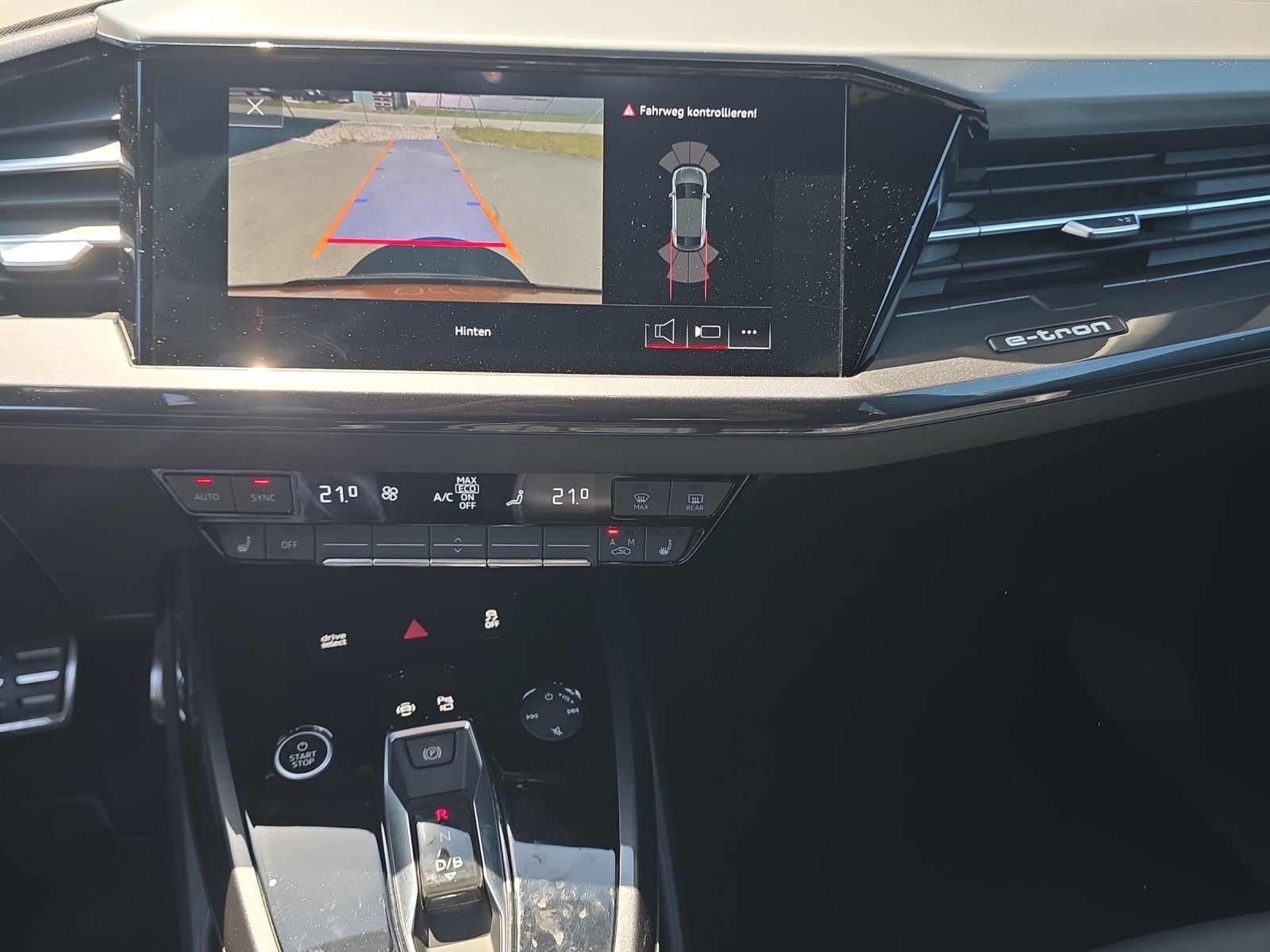 AUDI Q4 Sportback e-tron 40-image-11