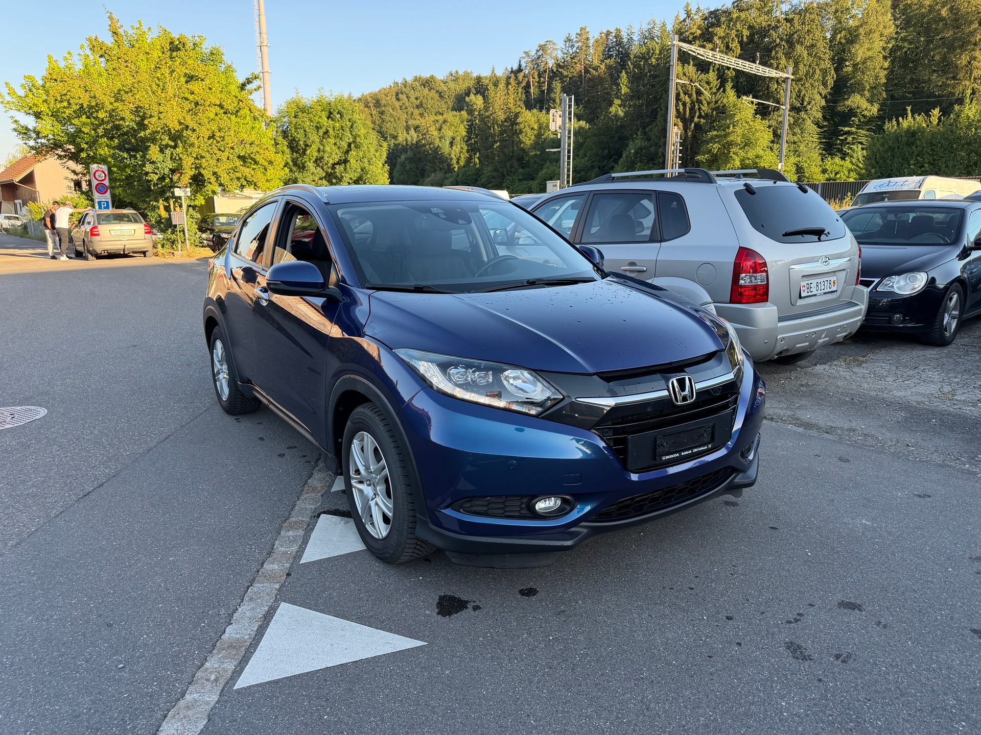 HONDA HR-V 1.6i-DTEC Executive -ab Mfk-image-3