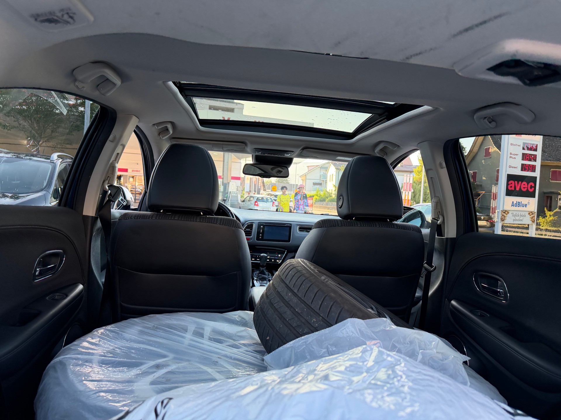 HONDA HR-V 1.6i-DTEC Executive -ab Mfk-image-7