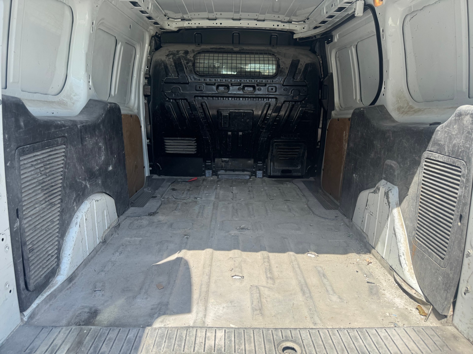 FORD Transit Connect Van T210 1.0 EcoBoost Trend-image-13