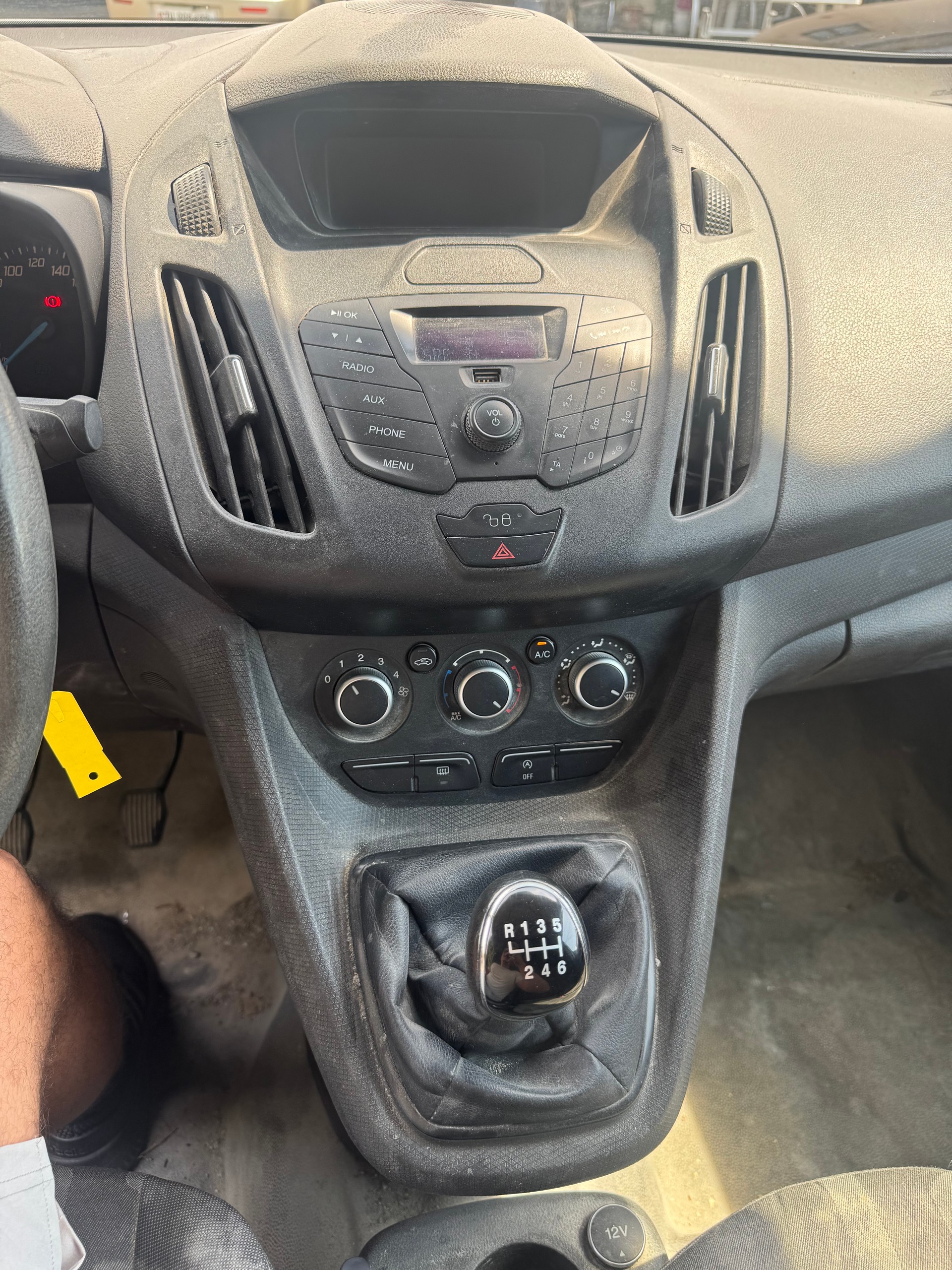 FORD Transit Connect Van T210 1.0 EcoBoost Trend-image-12